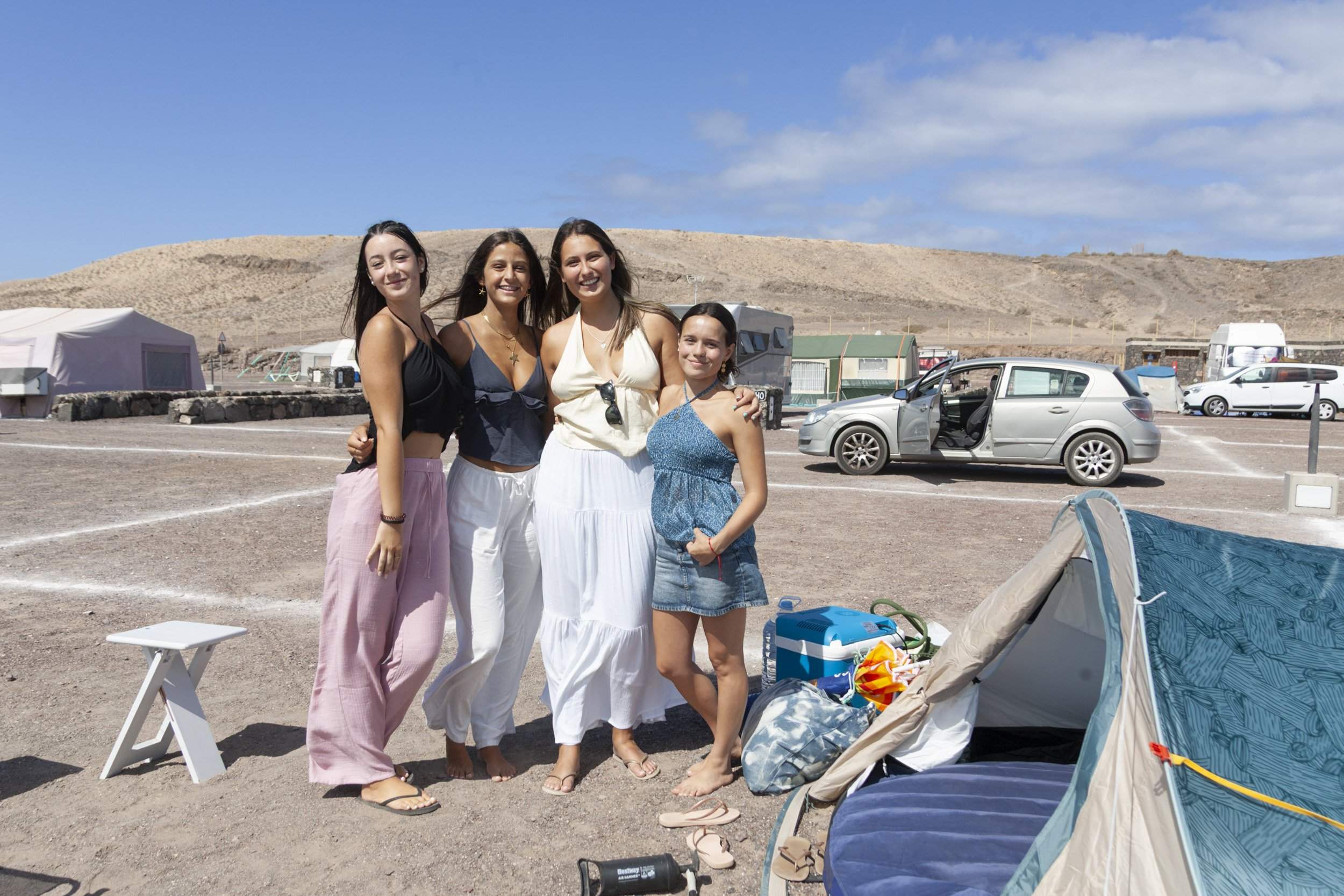Nayara Fernández y sus amigas. Foto: Juan Mateos.