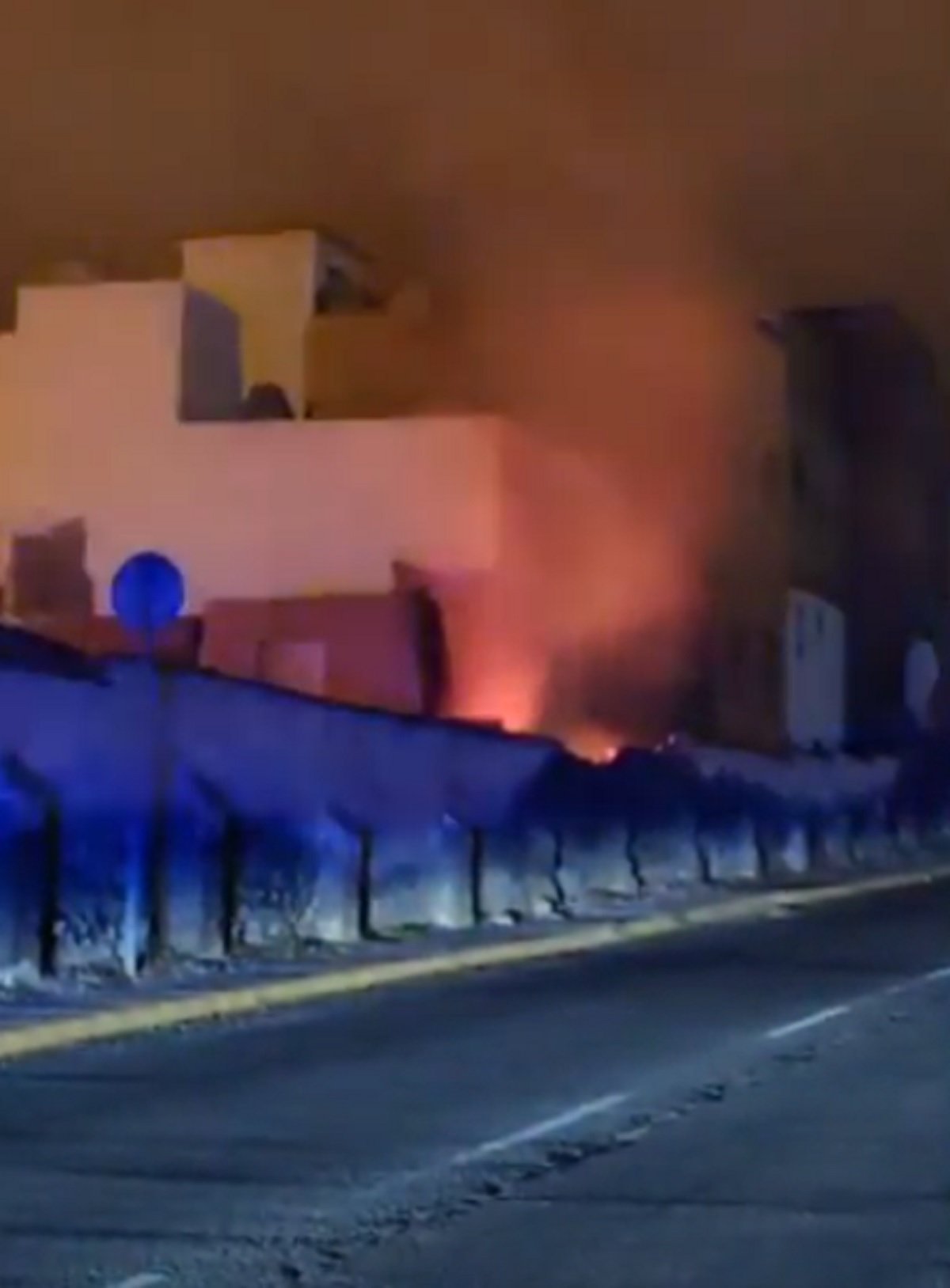 Incendio en La Isleta. Foto: La Provincia.