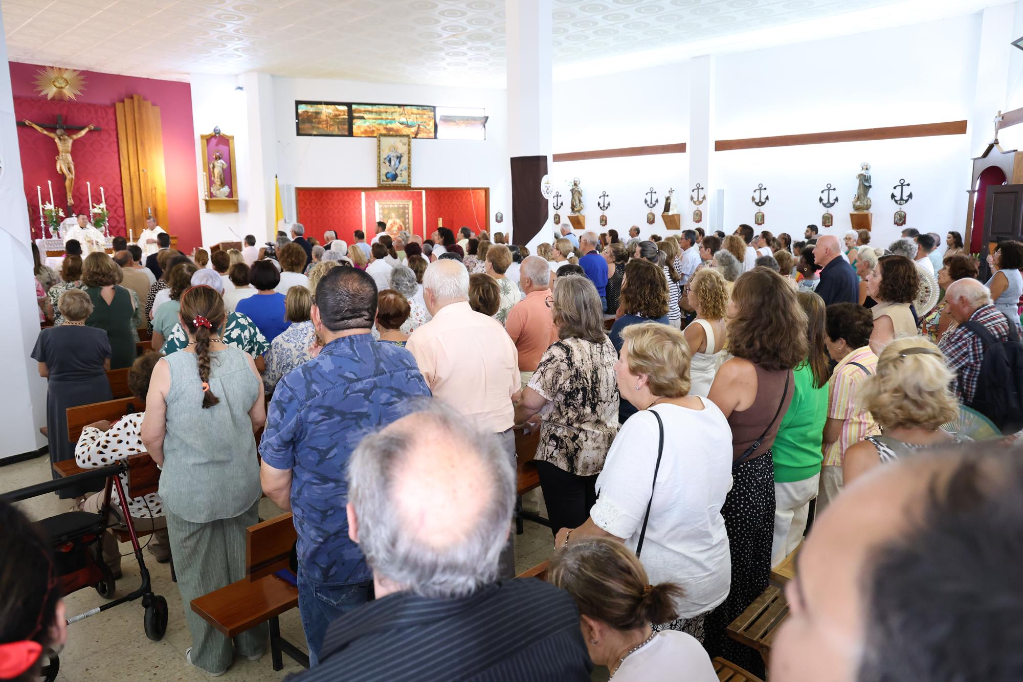Procesión en honor a la Virgen del Carmen en Valterra