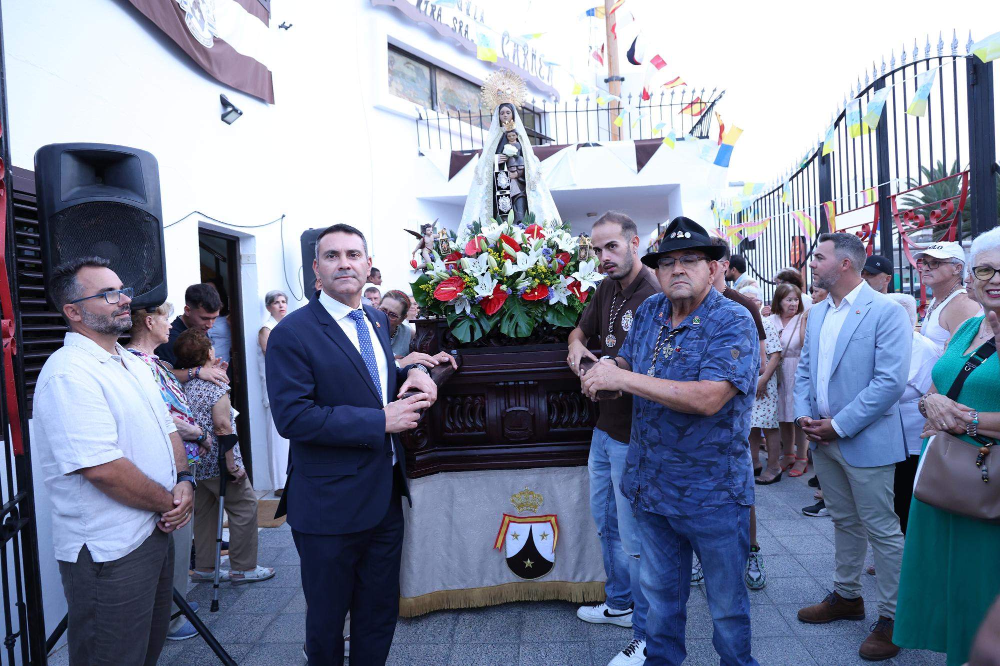 Procesión en honor a la Virgen del Carmen en Valterra