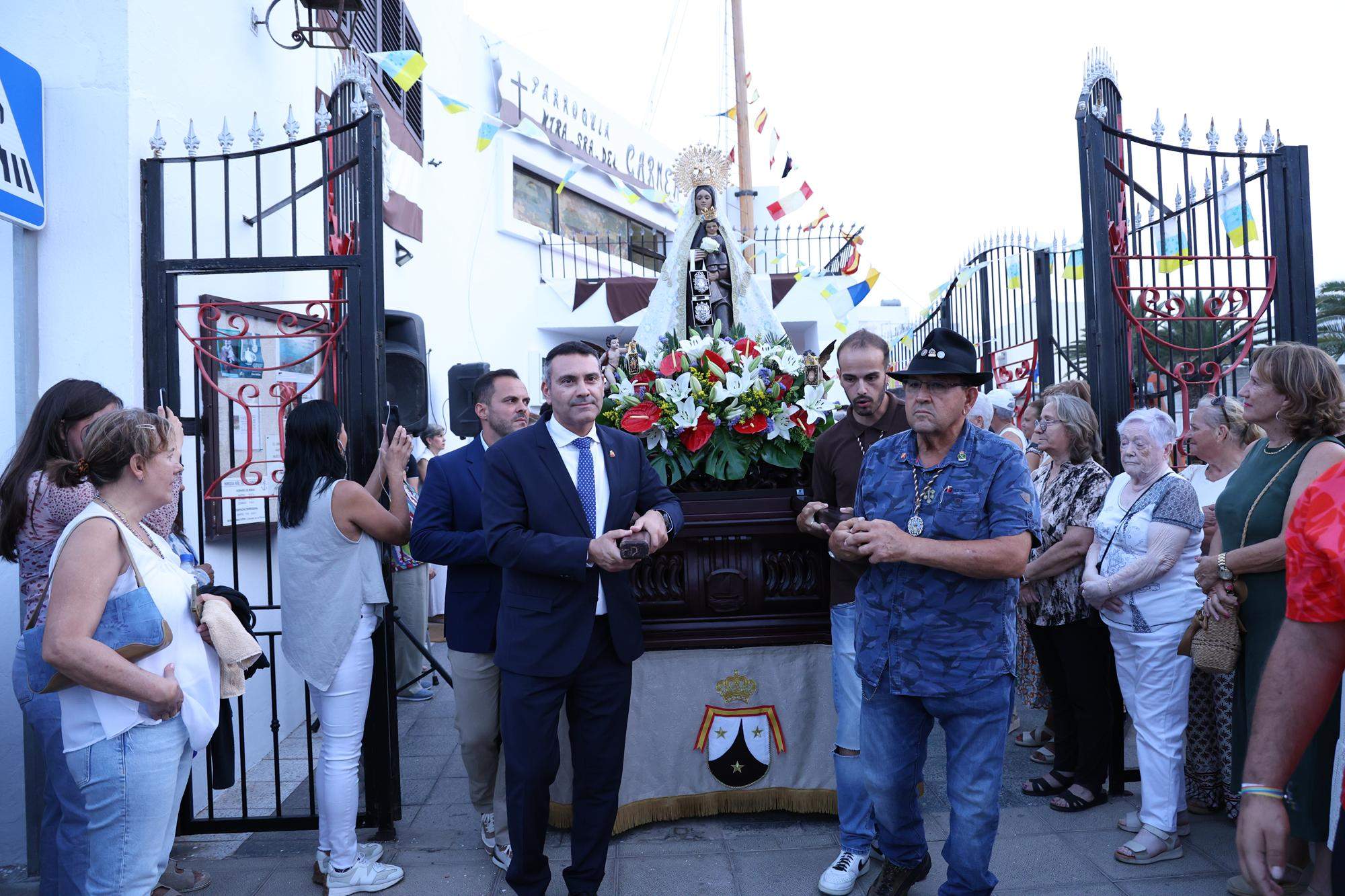 Procesión en honor a la Virgen del Carmen en Valterra