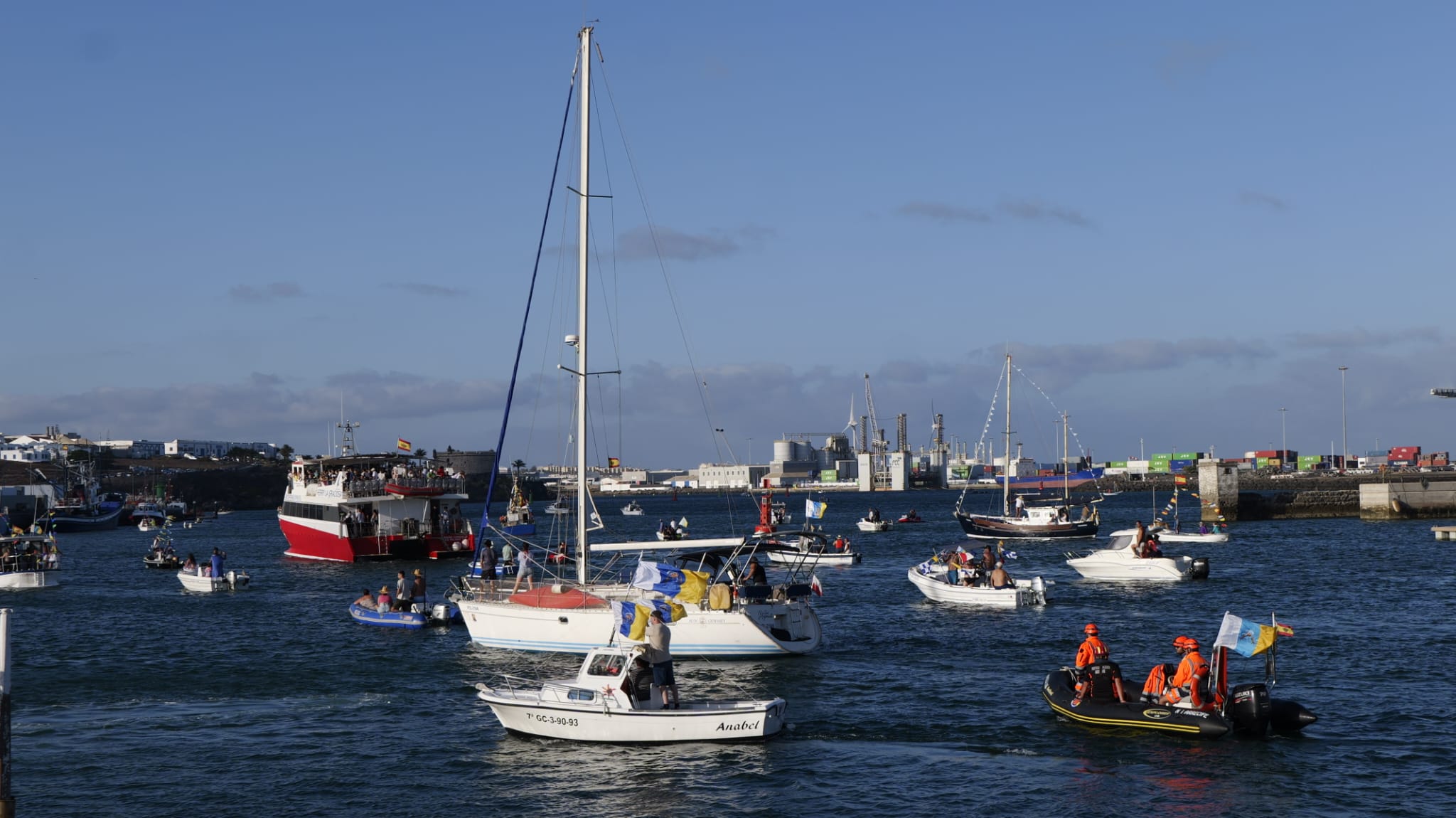 Procesión en honor a Nuestra Señora del Carmen