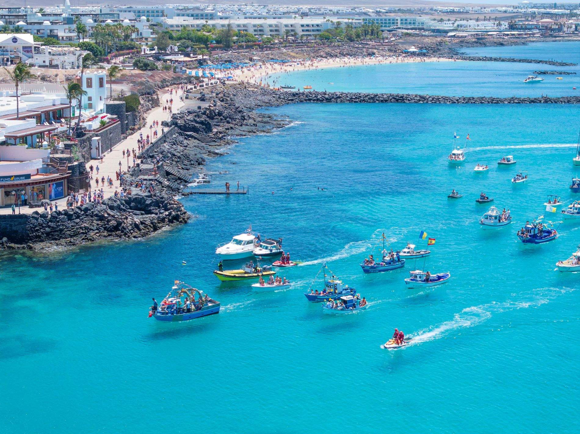 Procesión marítima de honra a la Virgen del Carmen