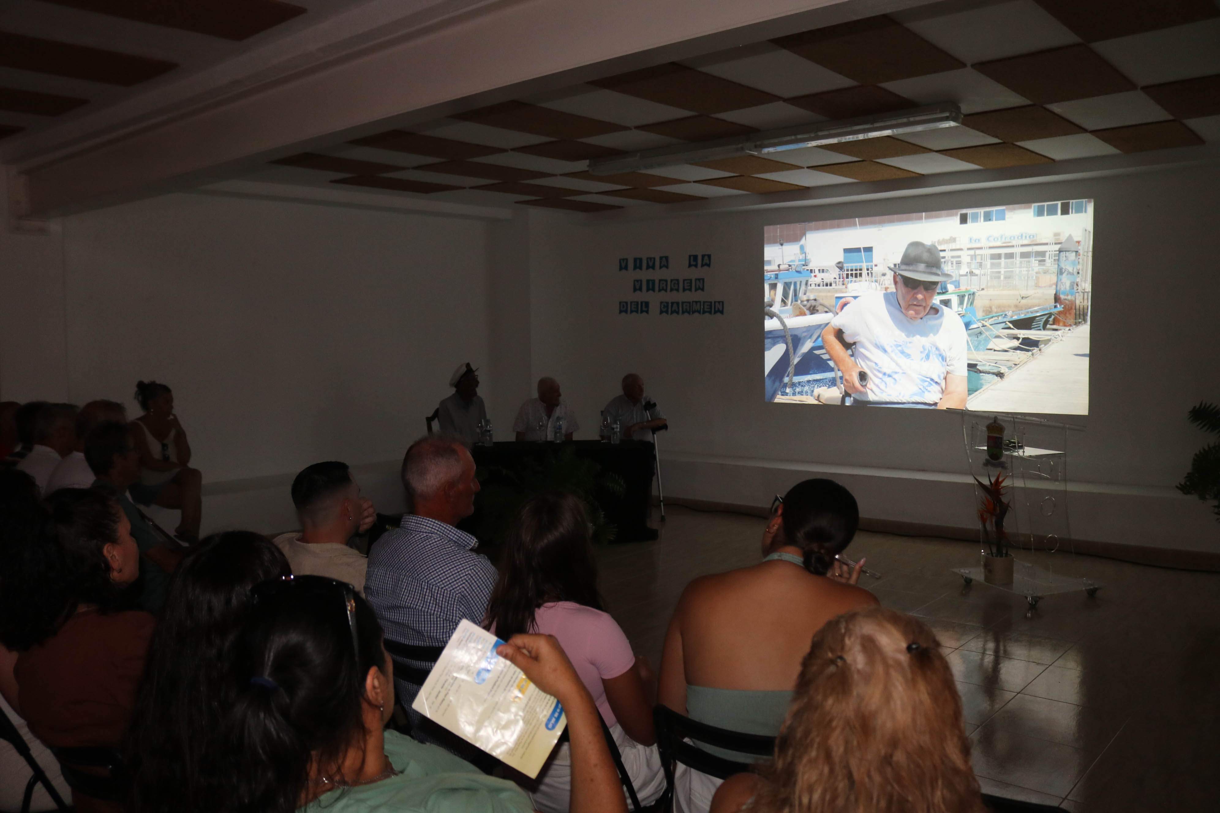 Homenaje a los marineros