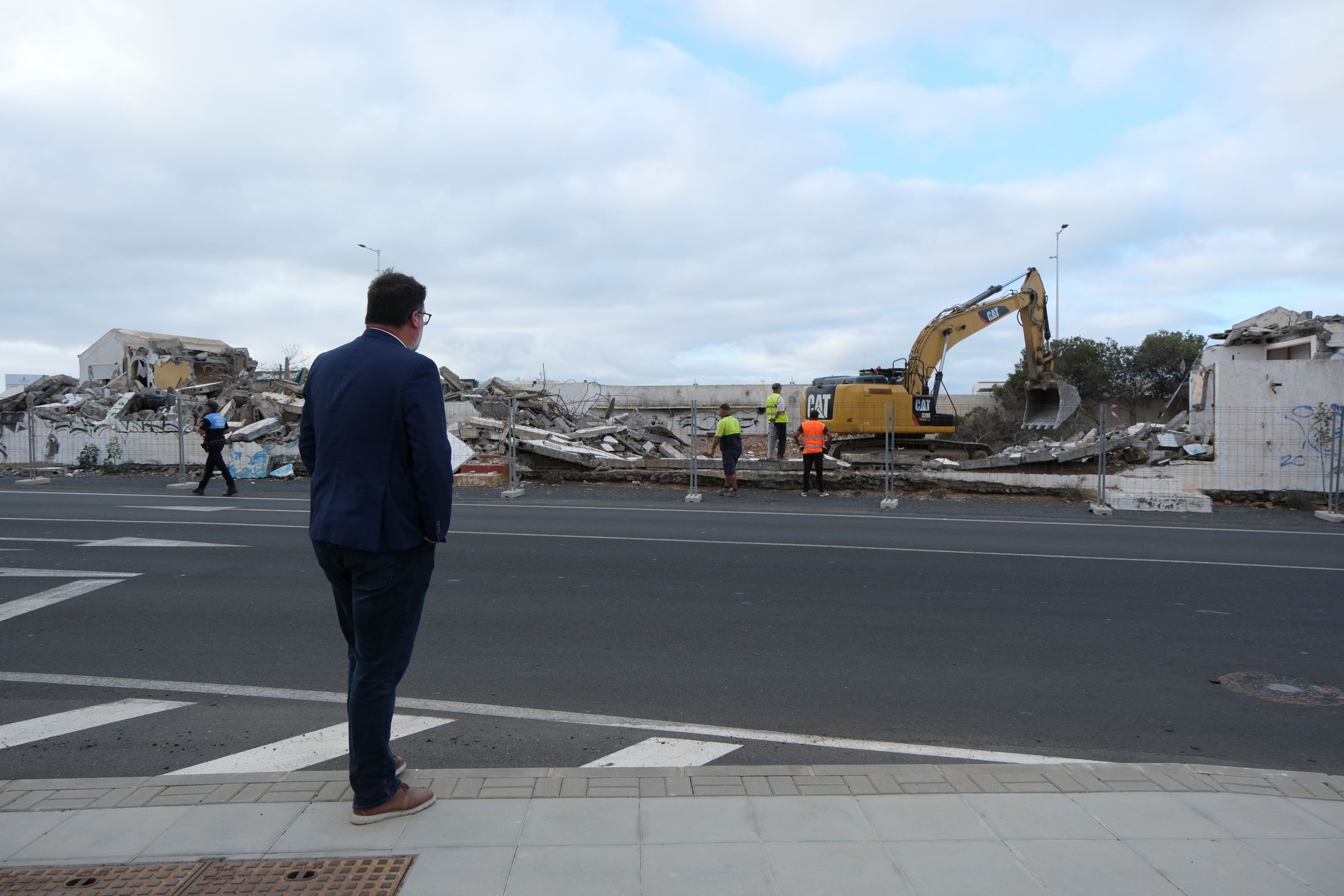 San Bartolomé logra el derribo de la antigua discoteca Maui tras años de demandas vecinales