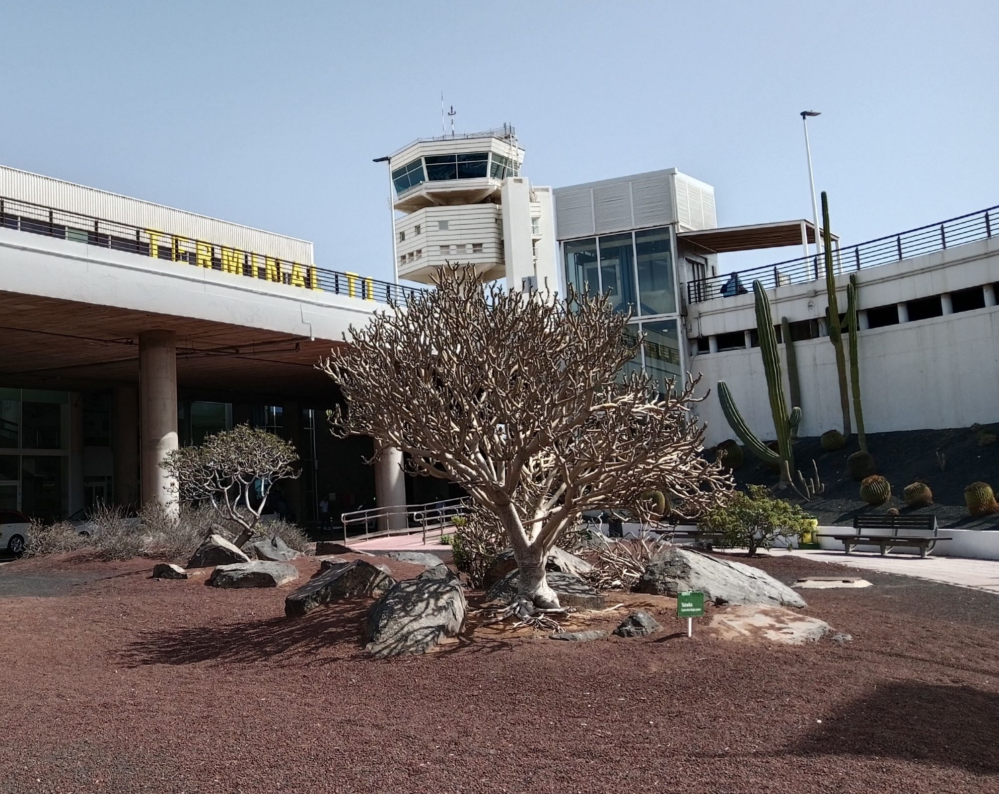 Torre de Control del Aeropuerto de Lanzarote. Foto: David Merino.