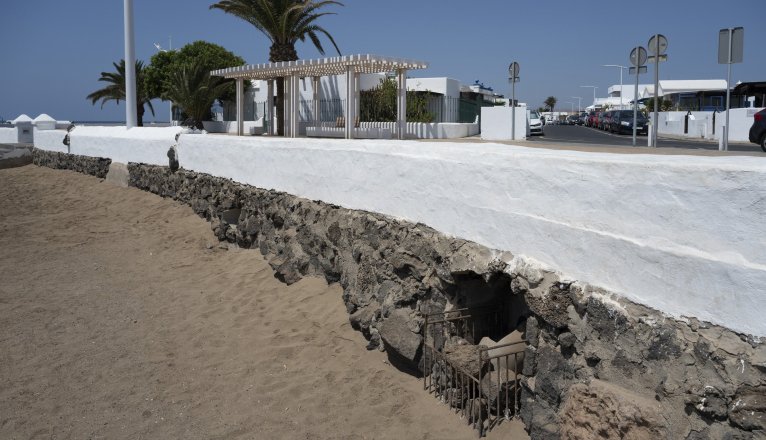 Desagüe en Playa Honda en julio de 2025. Foto: Adriel Perdomo.