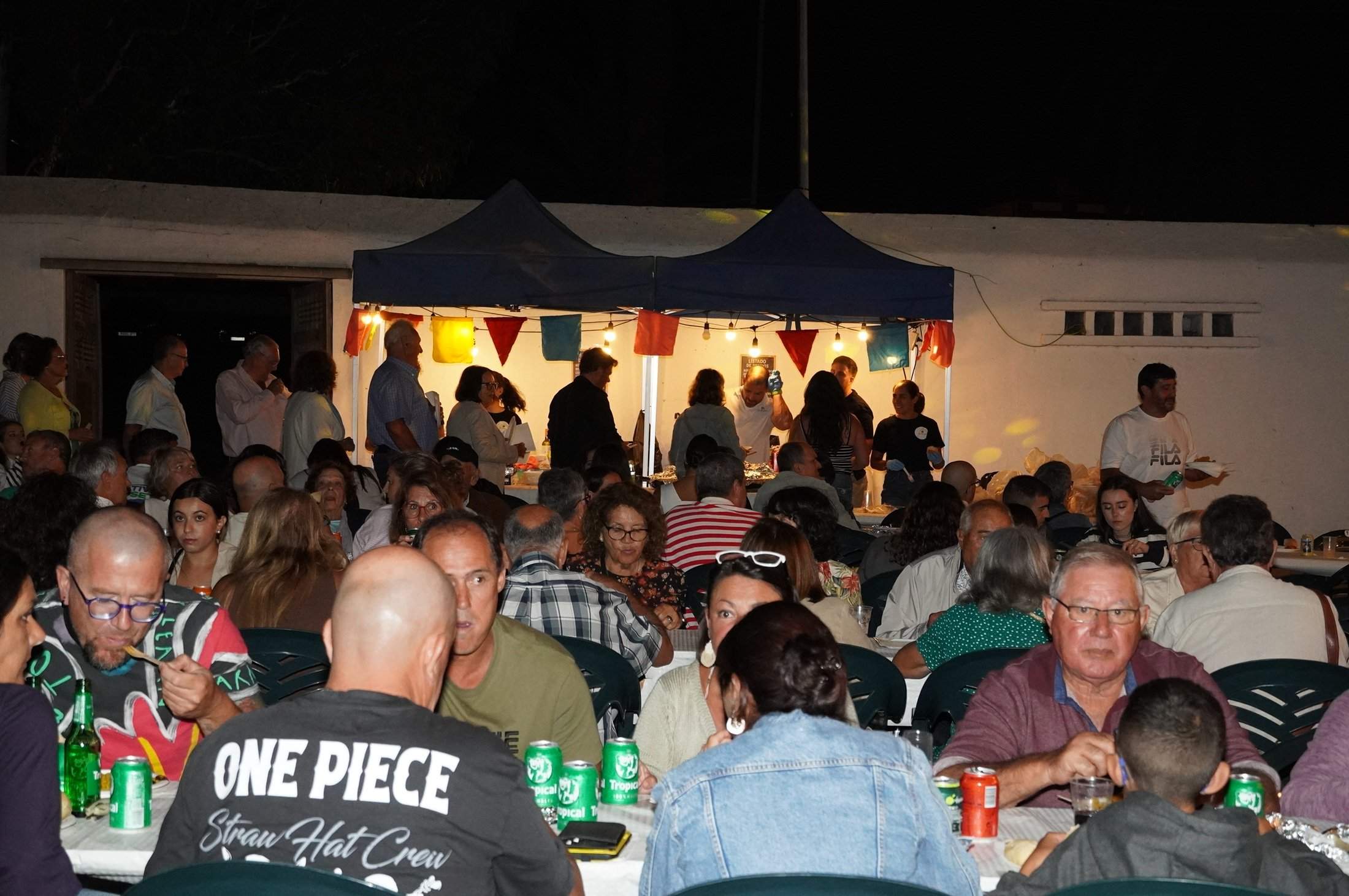 Comida popular de la Asociación VivHaría