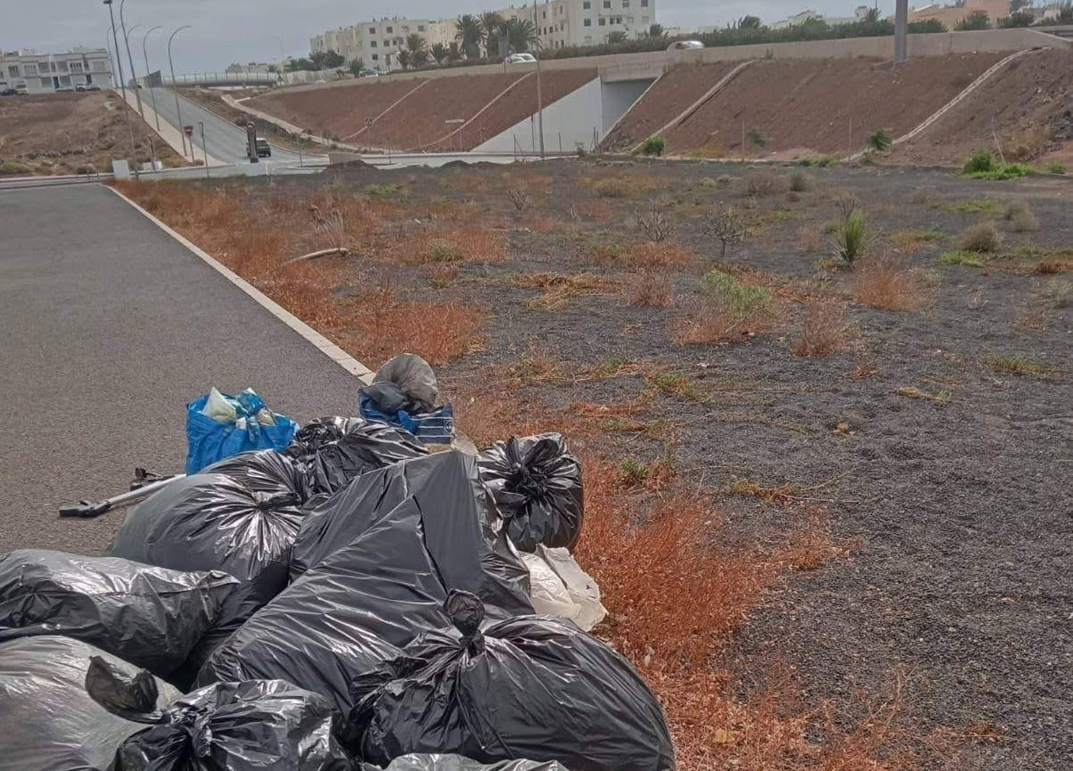 Zona junto al supermercado en Arrecife