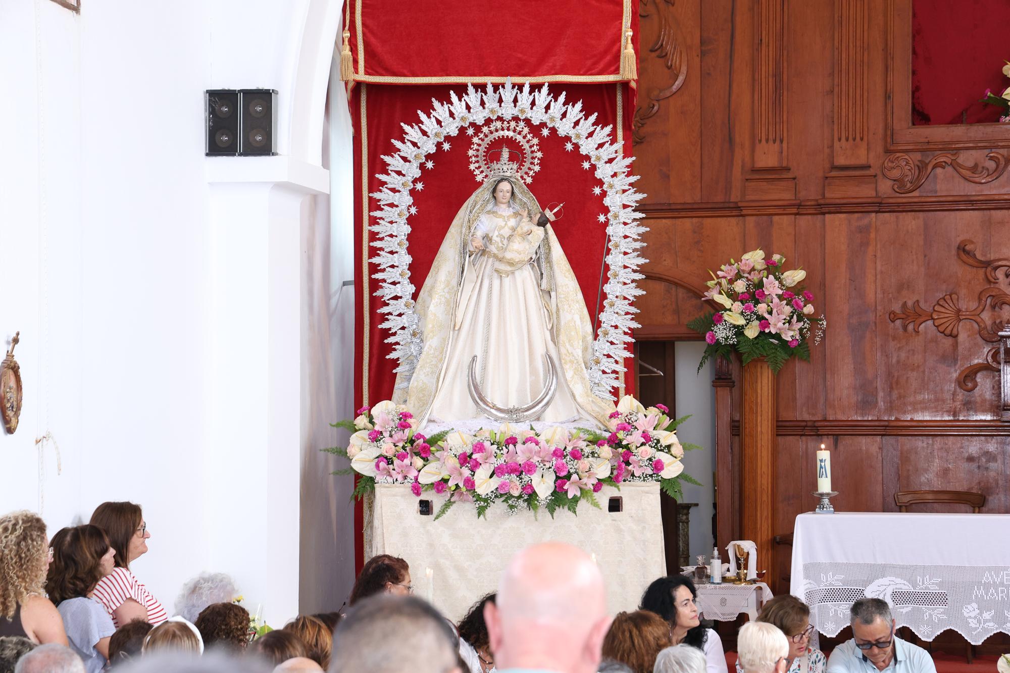 Procesión en honor a Nuestra Señora de Las Nieves 2025 Procesión en honor a Nuestra Señora de Las Nieves 2025