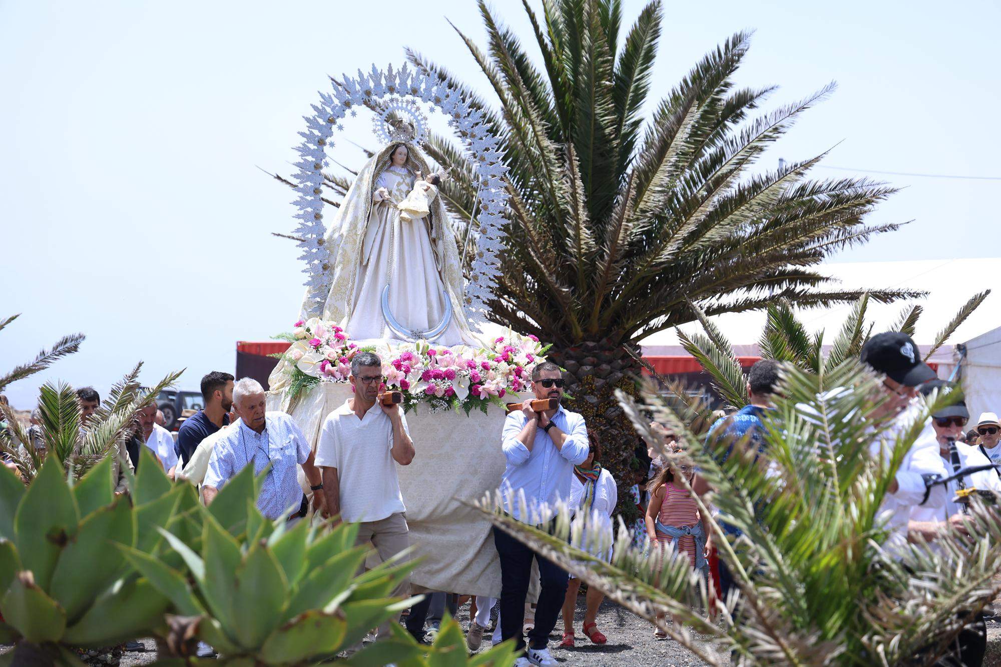 Procesión en honor a Nuestra Señora de Las Nieves 2025 Procesión en honor a Nuestra Señora de Las Nieves 2025