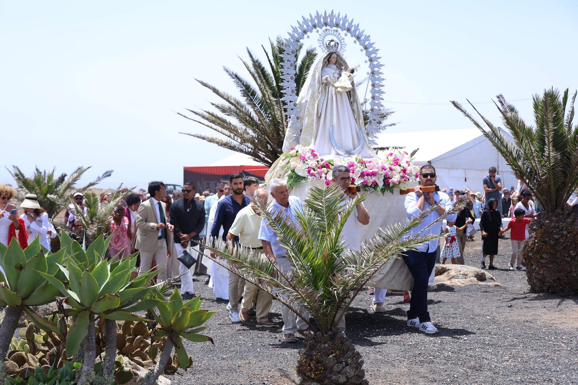 Procesión en honor a Nuestra Señora de Las Nieves 2025 Procesión en honor a Nuestra Señora de Las Nieves 2025