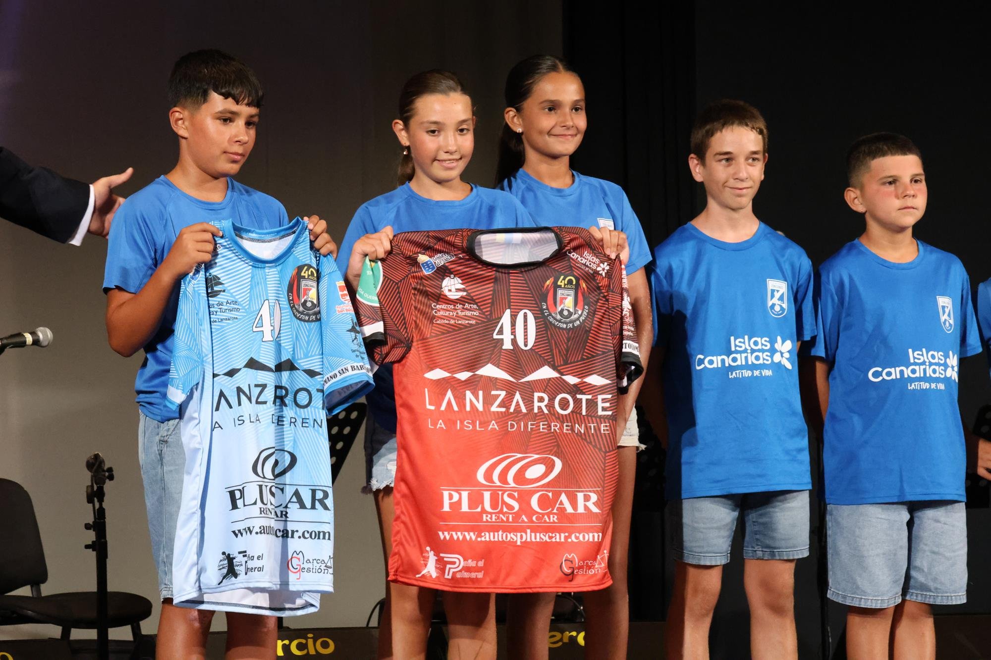 Pregón de las fiestas de San Bartolomé. Fotos: La Voz.