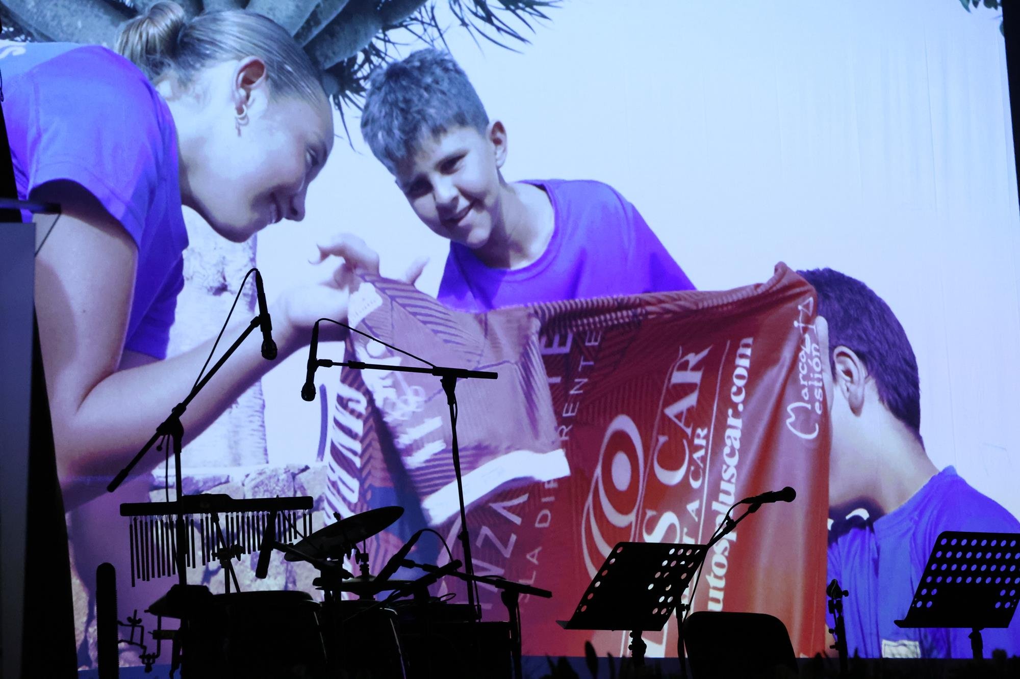 Pregón de las fiestas de San Bartolomé. Fotos: La Voz.