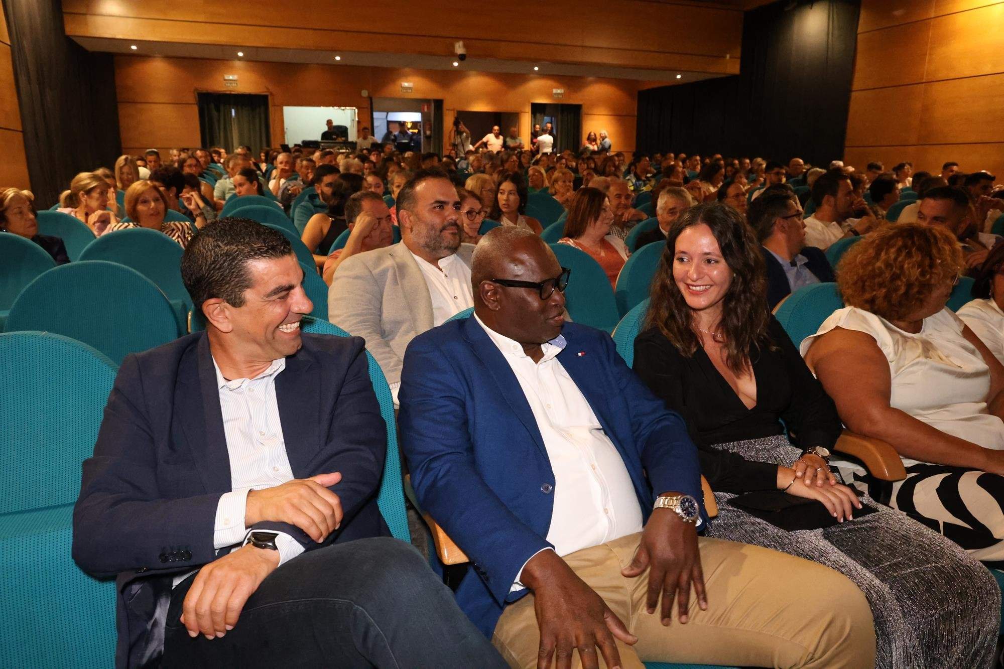 Pregón de las fiestas de San Bartolomé. Fotos: La Voz.