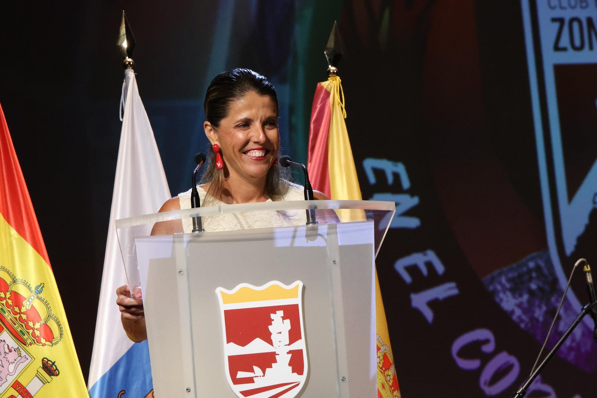 Pregón de las fiestas de San Bartolomé. Fotos: La Voz.