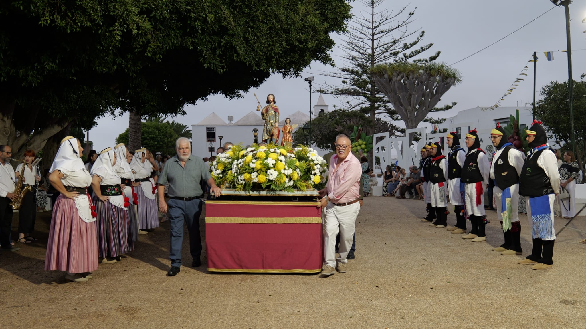 Misa y procesión por San Roque, 2025