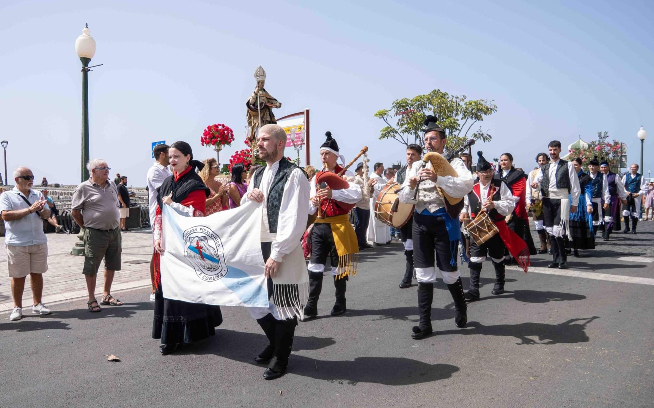 Ofrenda en honor a San Ginés