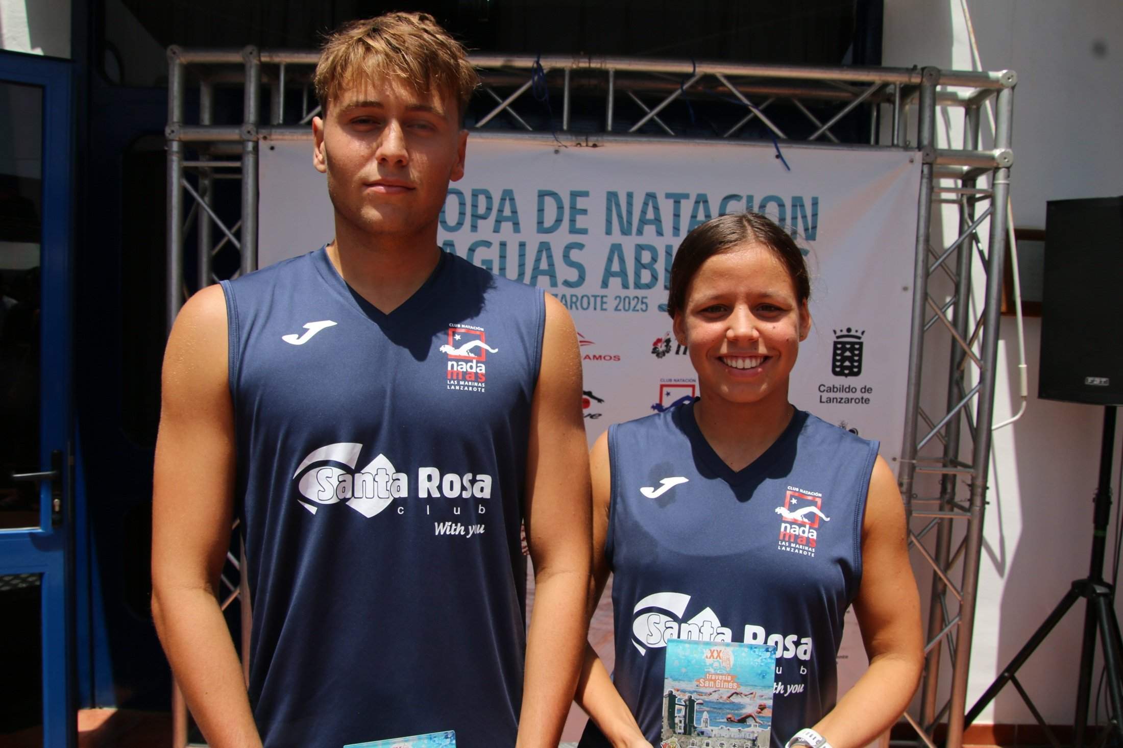 Herminio Fernández y Naira Jaén, ganadores de la Travesía San Ginés 2025