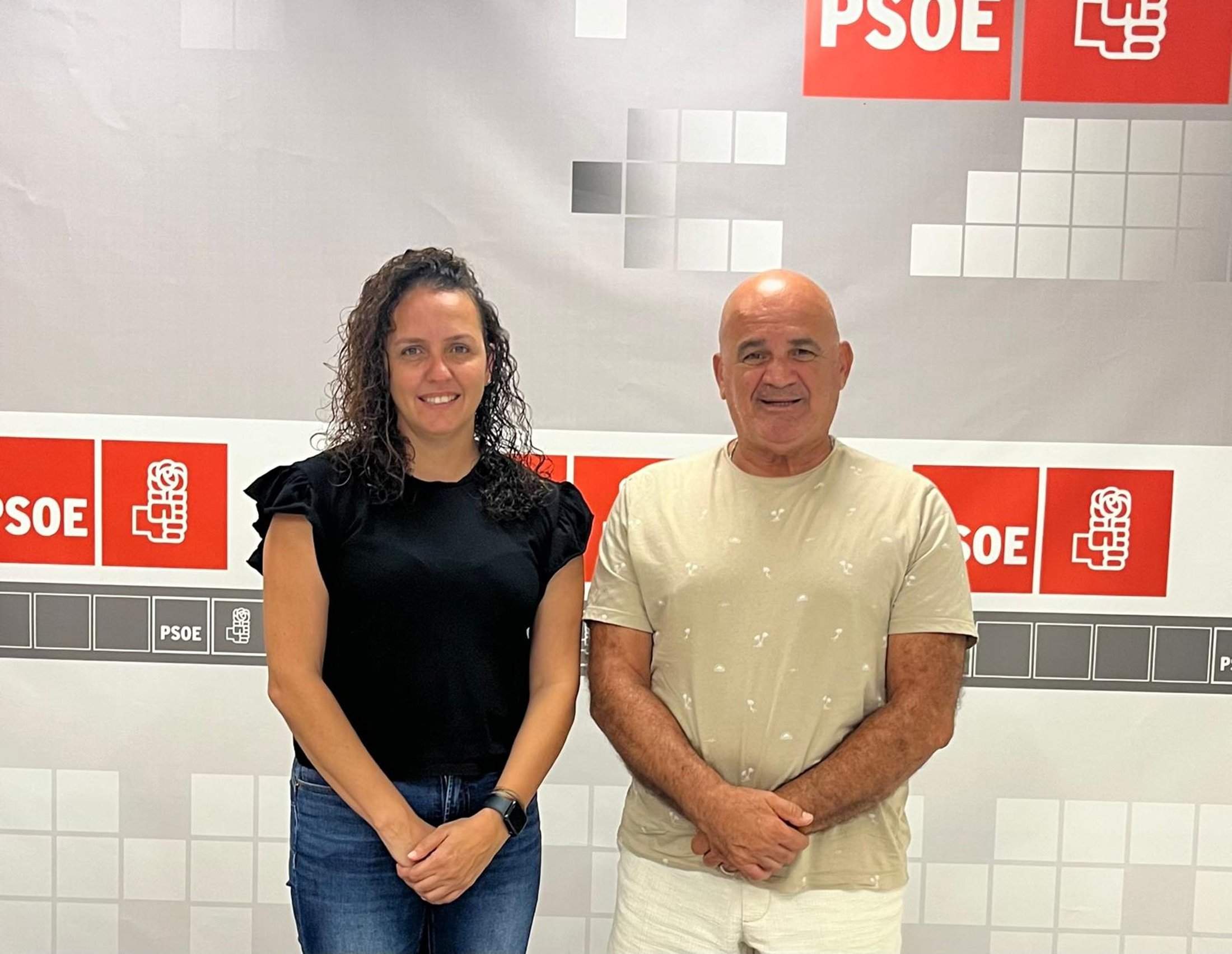 Begoña Hernández y Manuel Toribio, concejales del PSOE de Tinajo