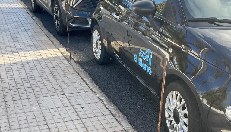 Hierros junto al Pueblo Marinero en Costa Teguise