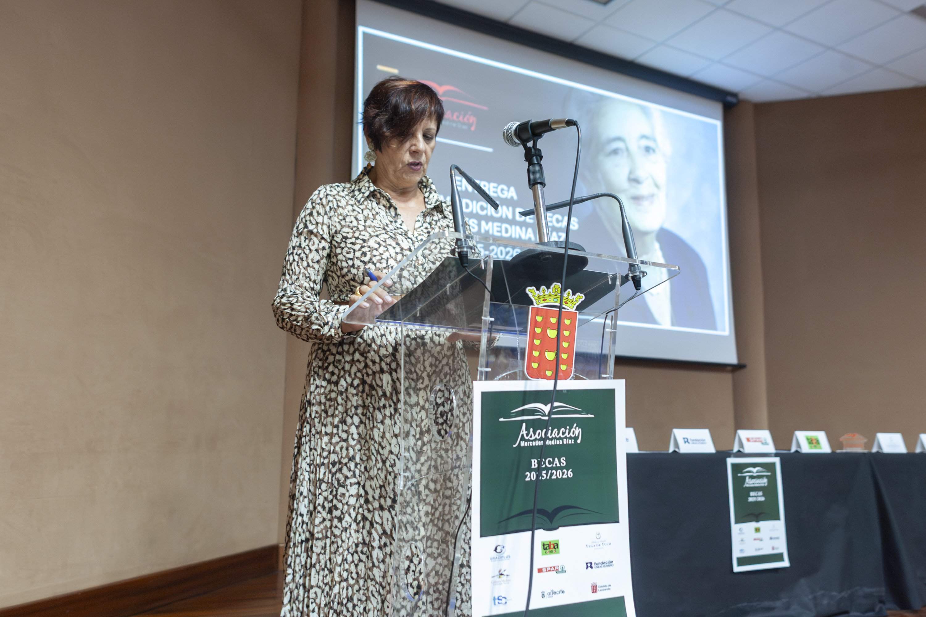 Becas Mercedes Medina Díaz 2025