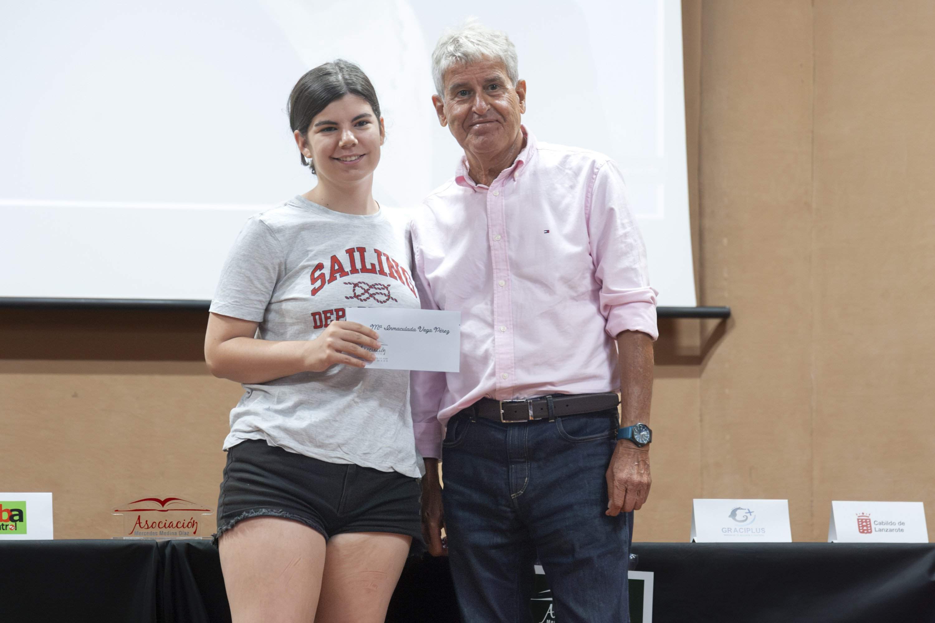 Becas Mercedes Medina Díaz 2025