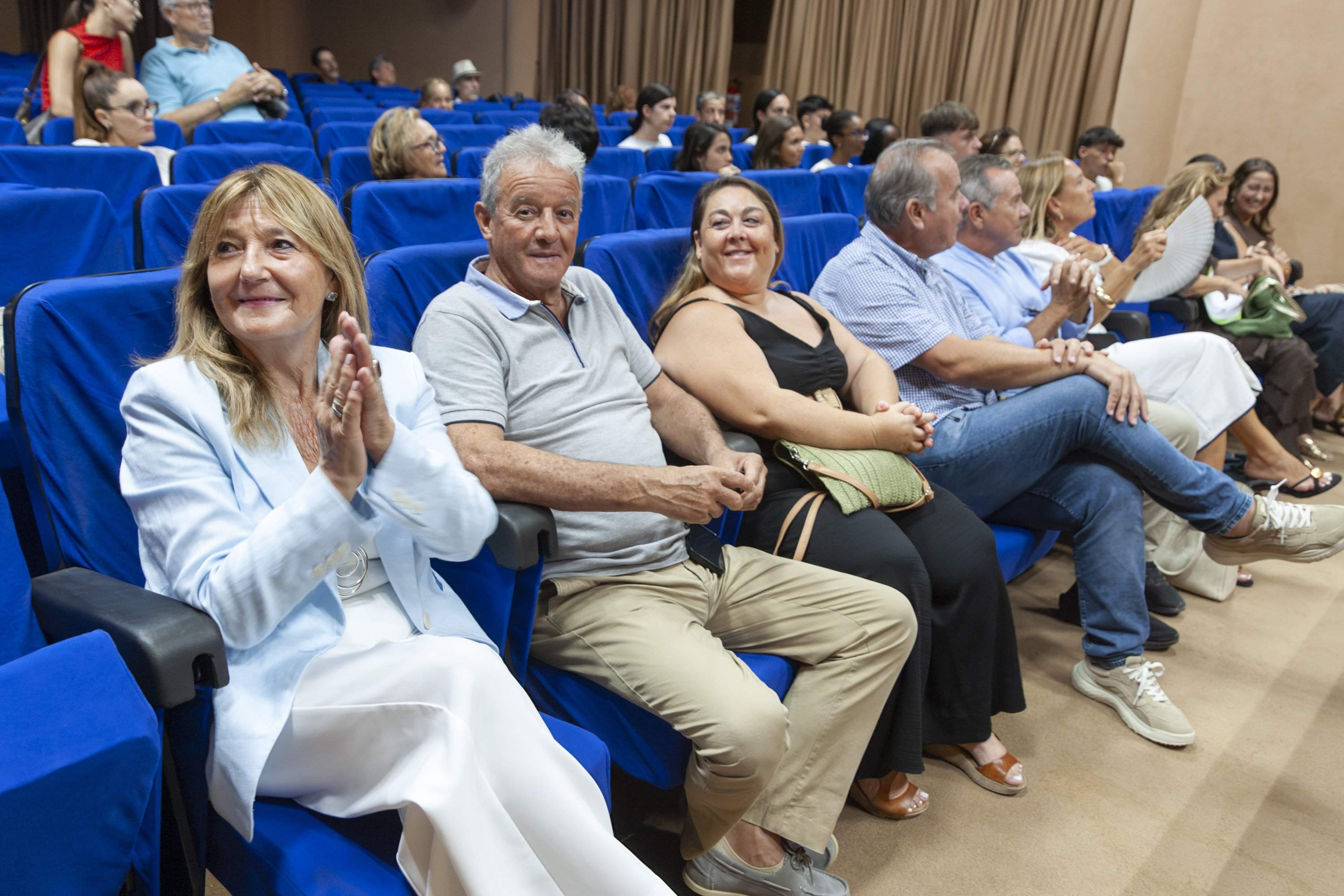 Becas Mercedes Medina Díaz 2025