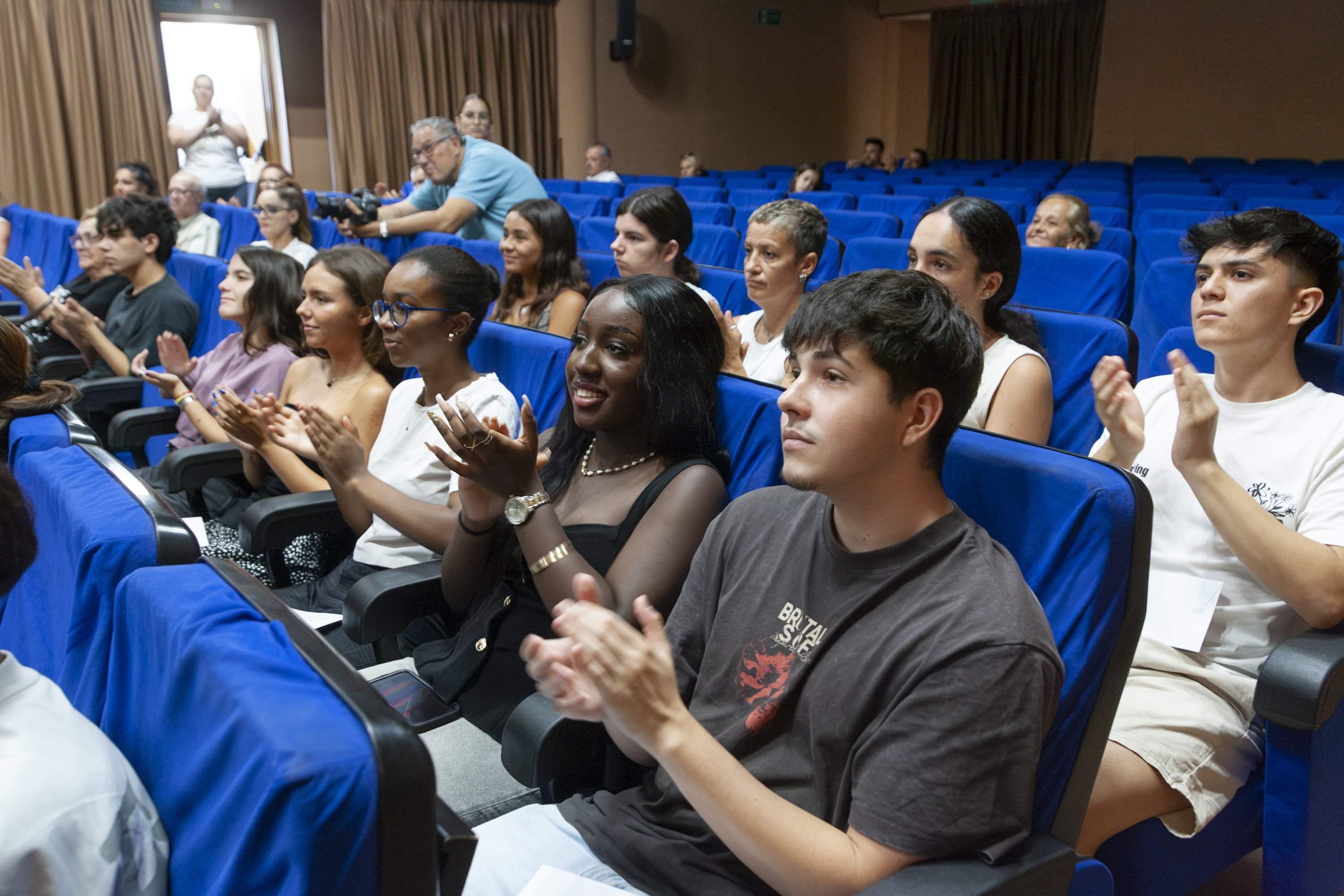 Becas Mercedes Medina Díaz 2025