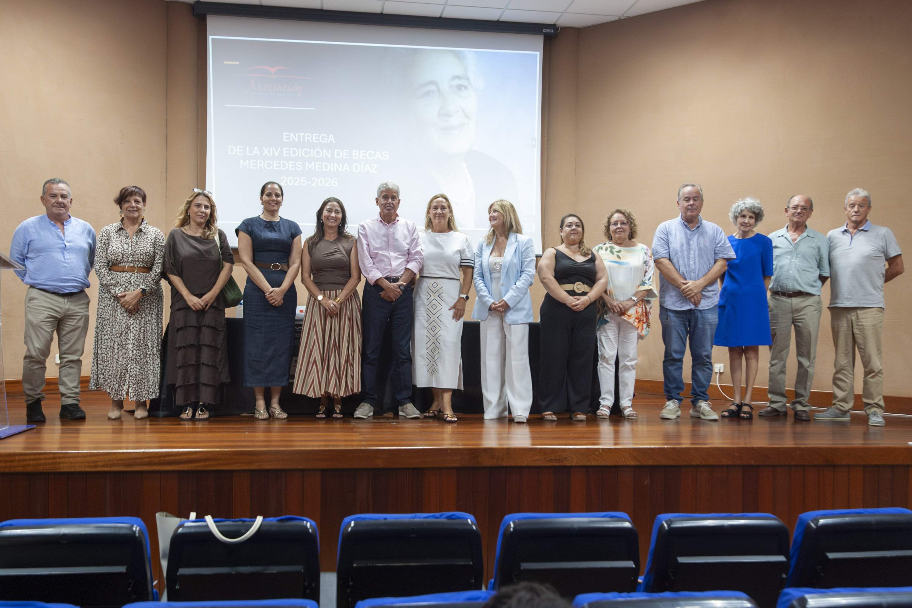 Becas Mercedes Medina Díaz 2025