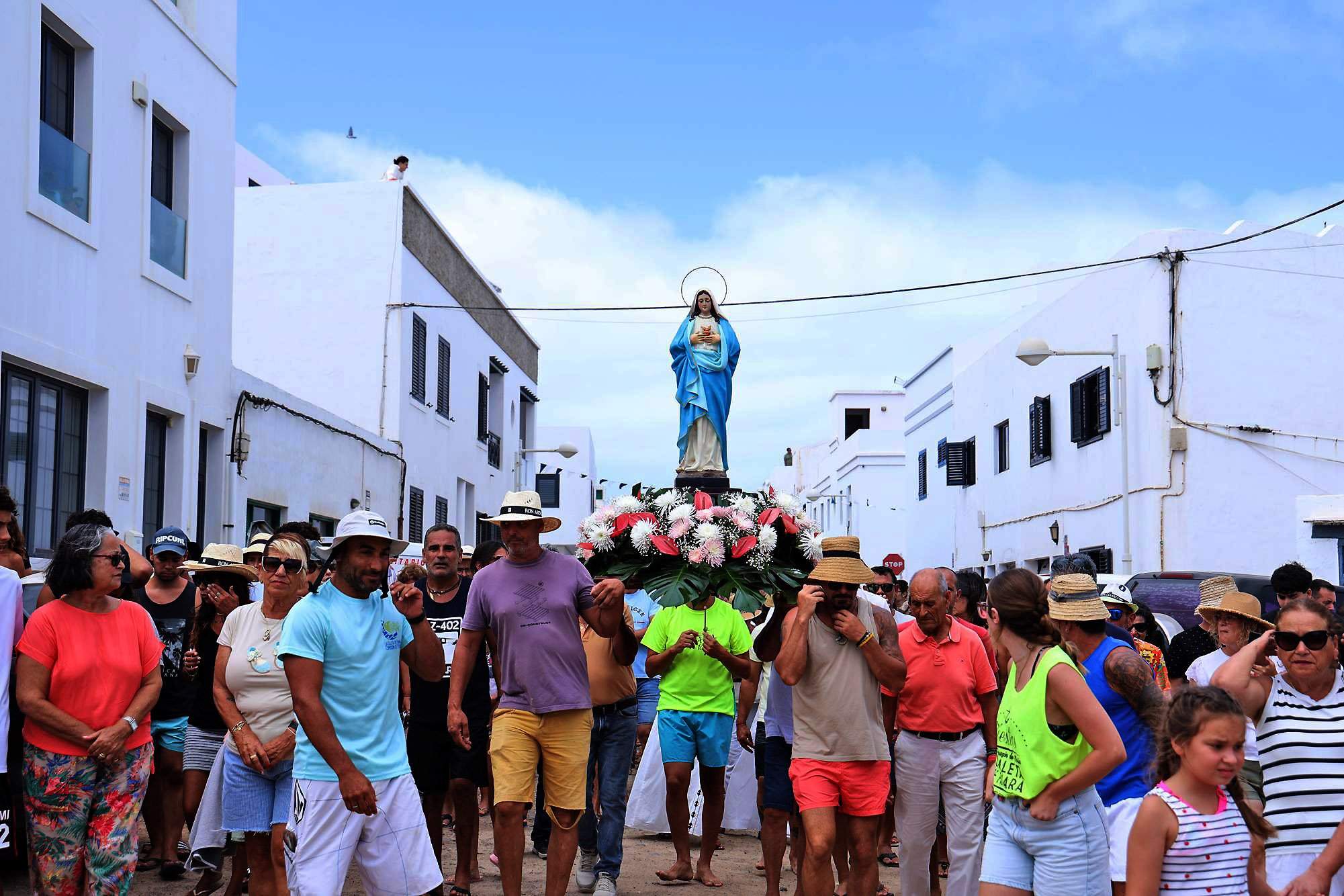 Procesión del Sagrado Corazón de María en Famara, 2025 Procesión del Sagrado Corazón de María en Famara, 2025