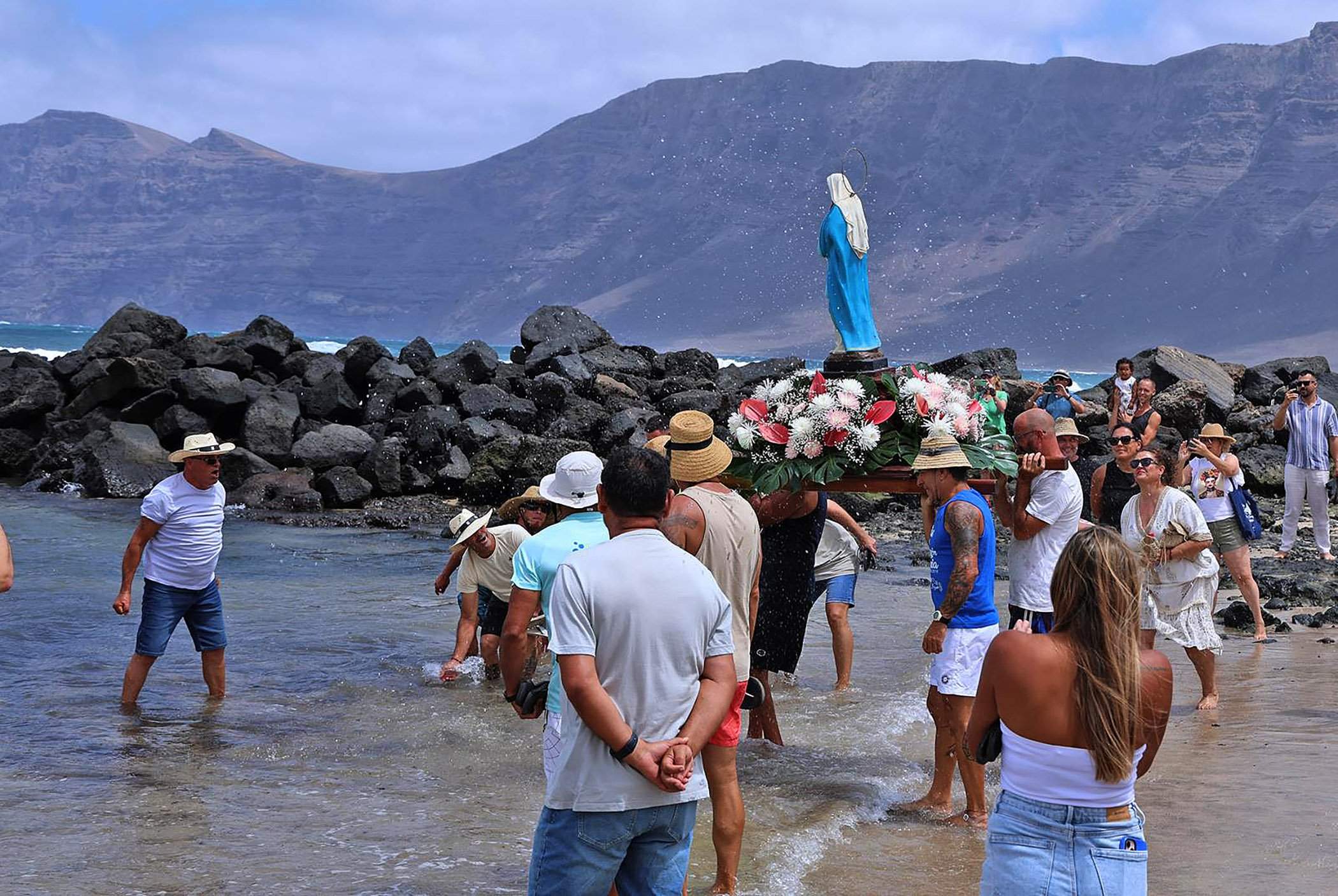 Procesión del Sagrado Corazón de María en Famara, 2025 Procesión del Sagrado Corazón de María en Famara, 2025