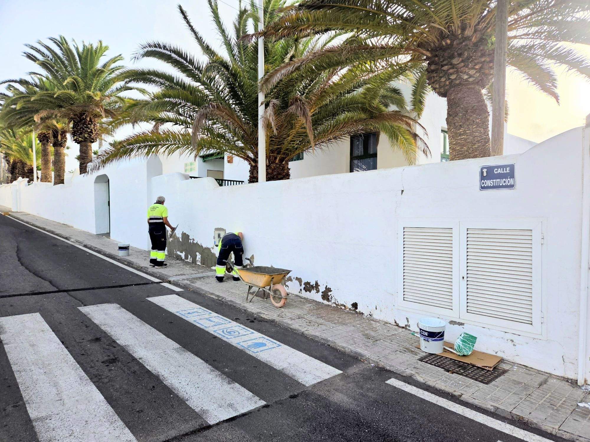 El Ayuntamiento de San Bartolomé acomete obras de mejora en los colegios durante el verano 2