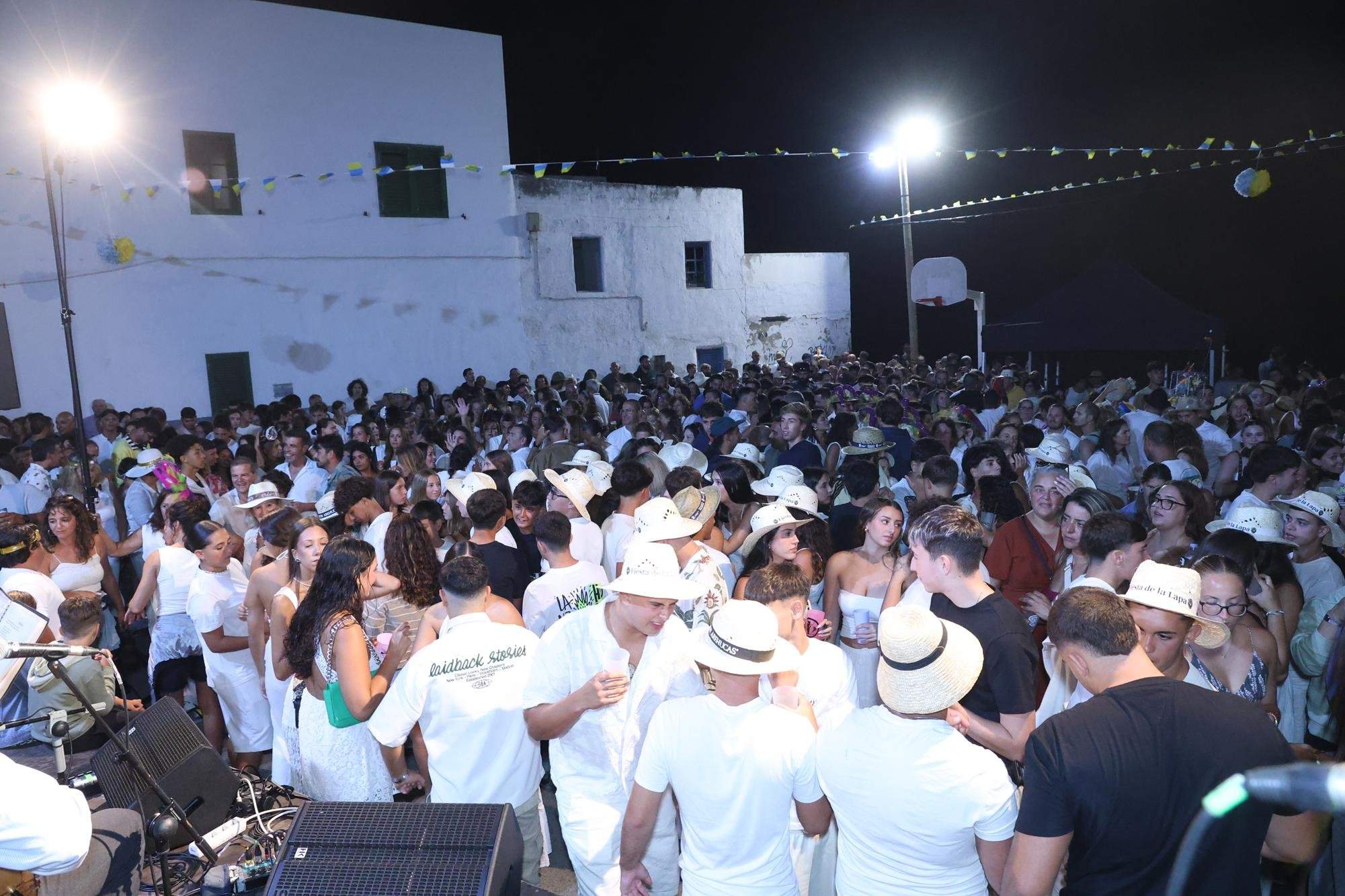 Noche de Parrandas en Caleta de Caballo, 2025