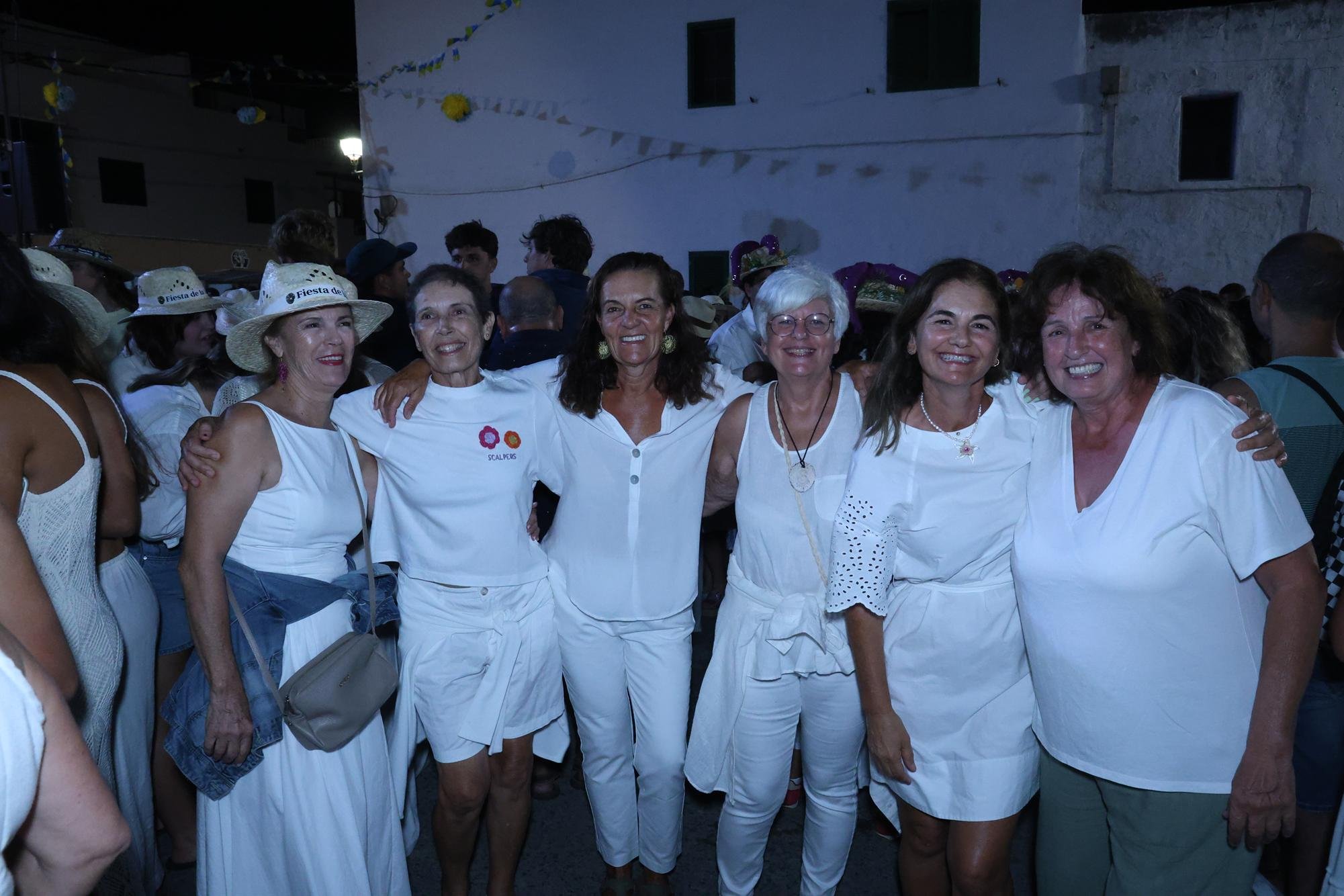 Noche de Parrandas en Caleta de Caballo, 2025