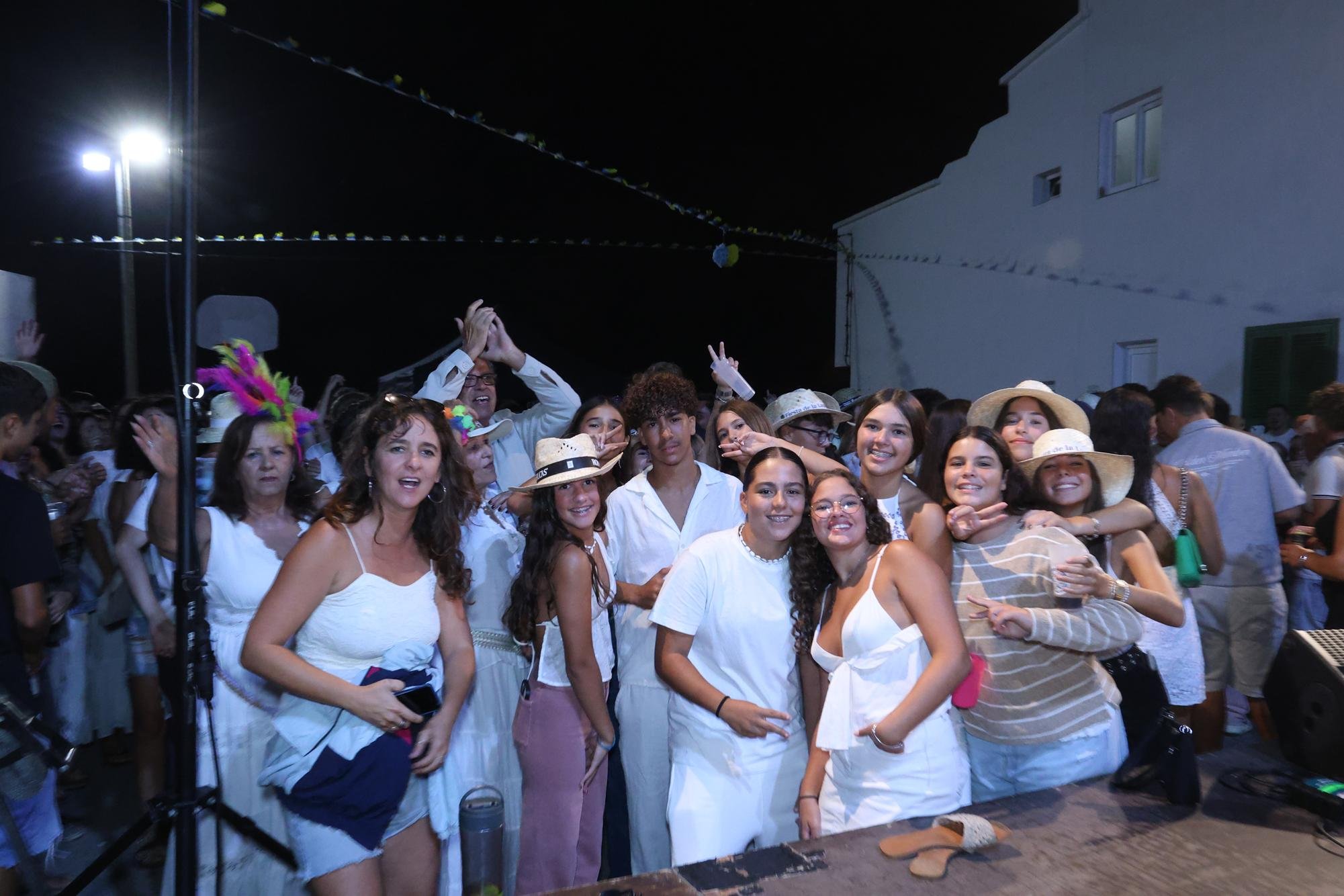 Noche de Parrandas en Caleta de Caballo, 2025