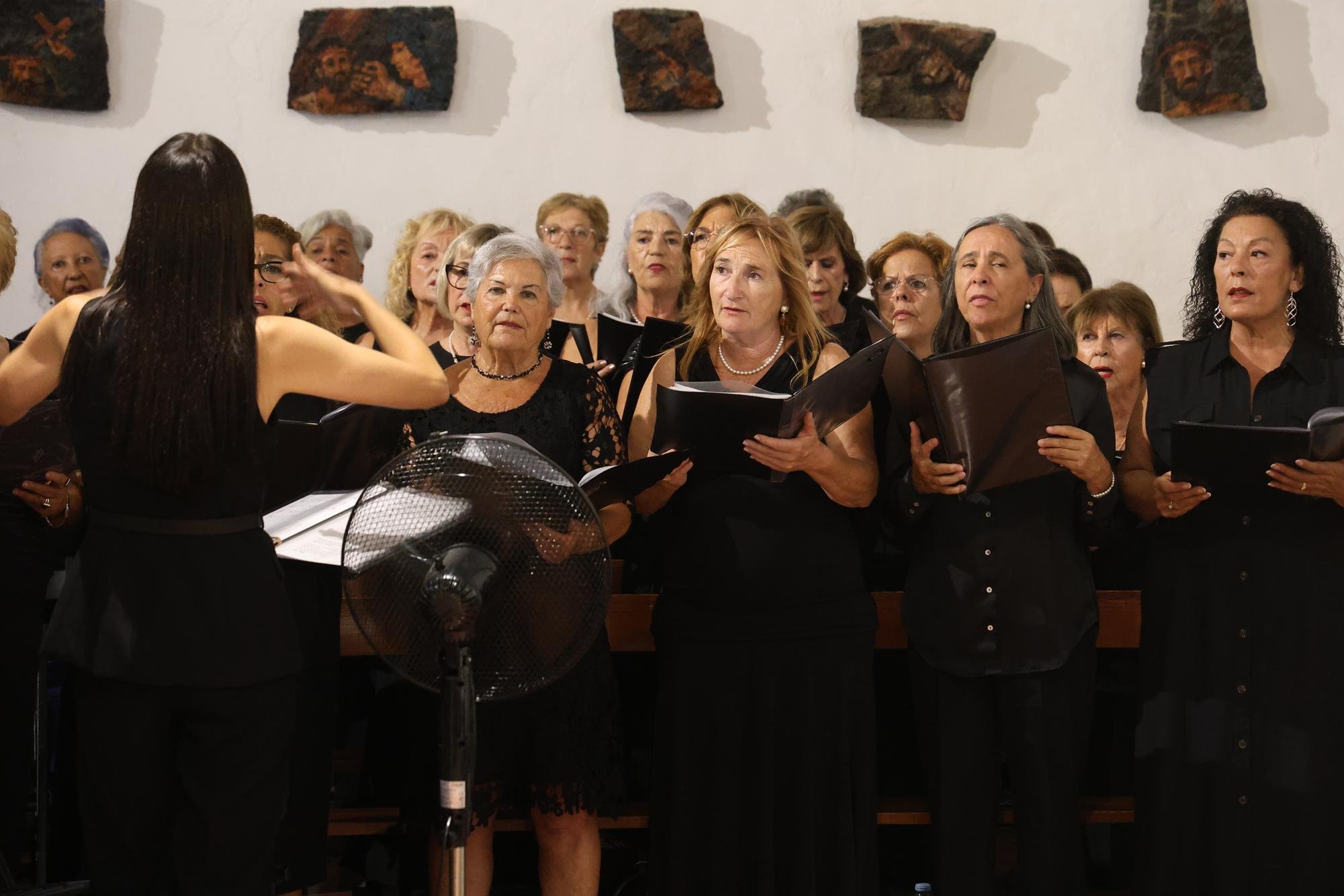 Procesión en honor a la Virgen de Los Remedios. Foto: La Voz
