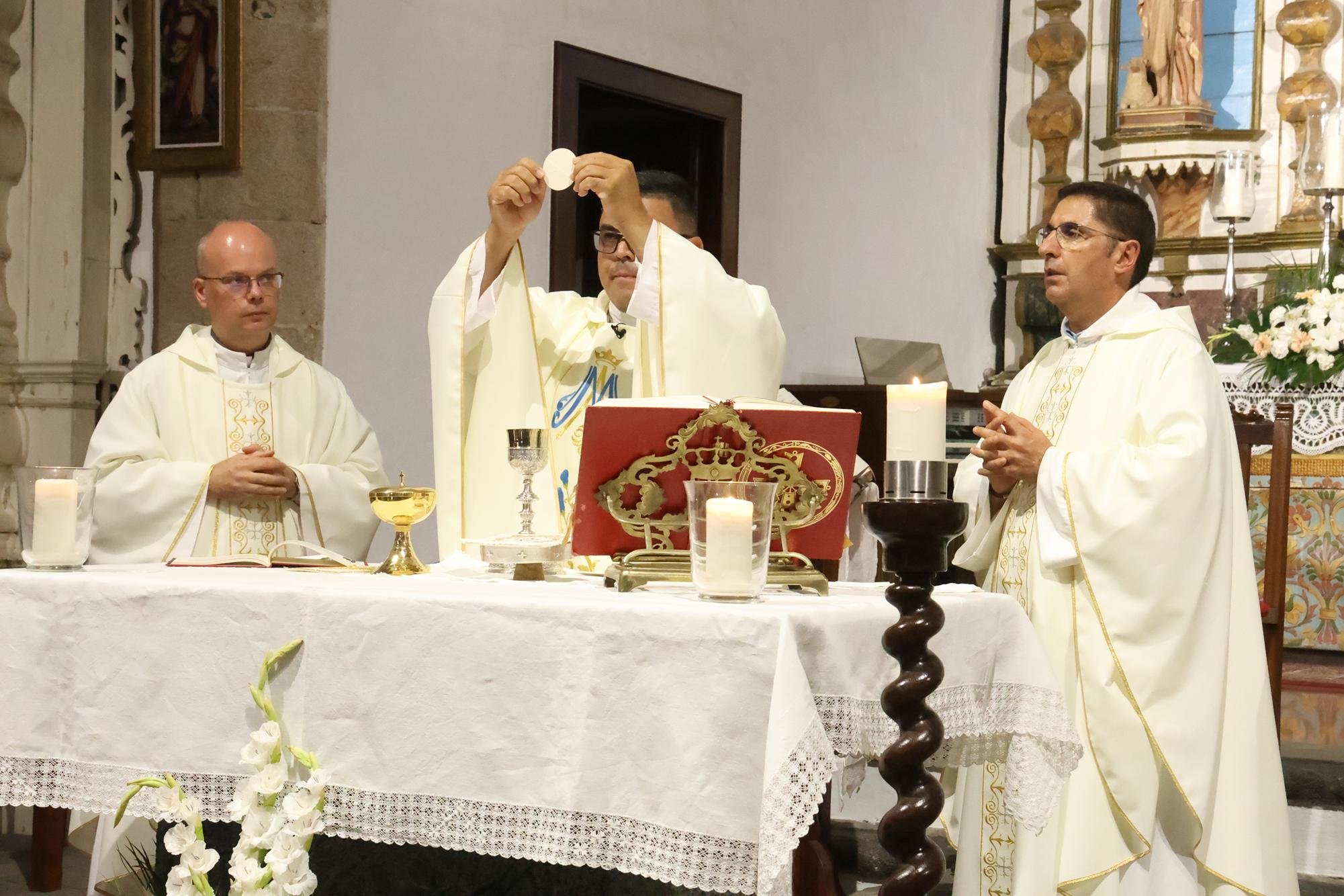 Procesión en honor a la Virgen de Los Remedios. Foto: La Voz