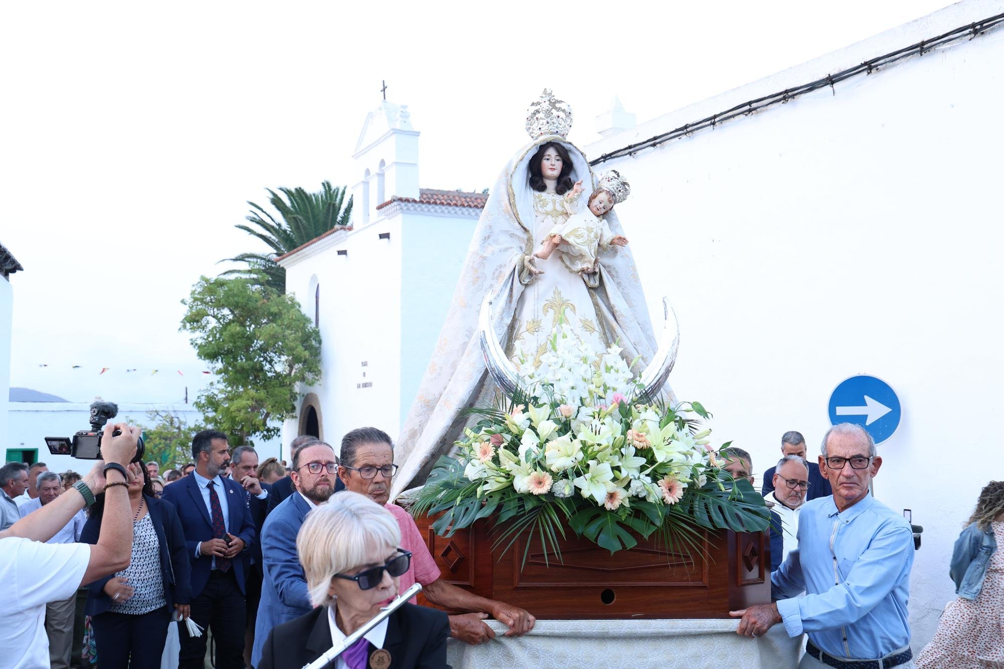 Procesión en honor a la Virgen de Los Remedios. Foto: La Voz