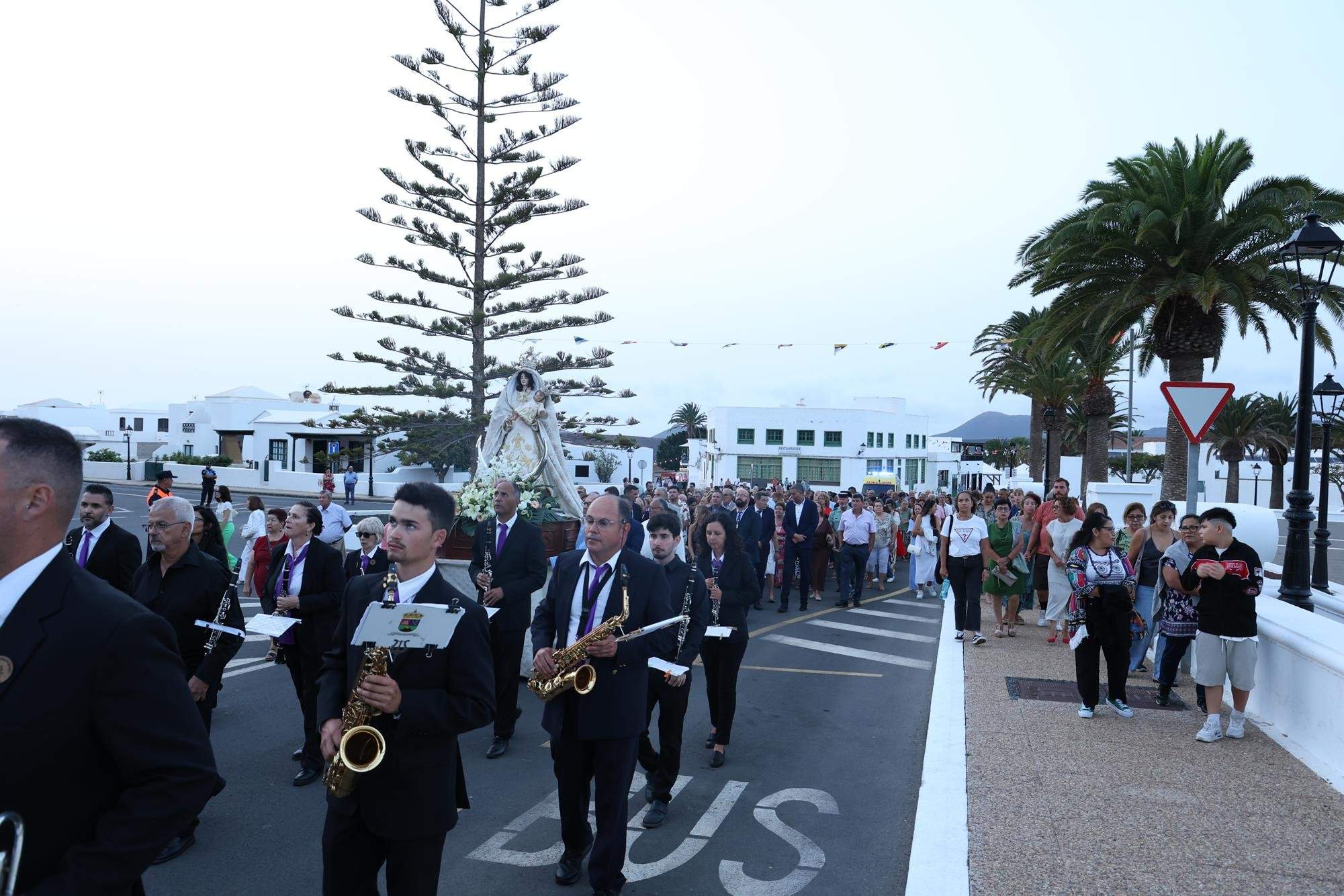 Procesión en honor a la Virgen de Los Remedios. Foto: La Voz