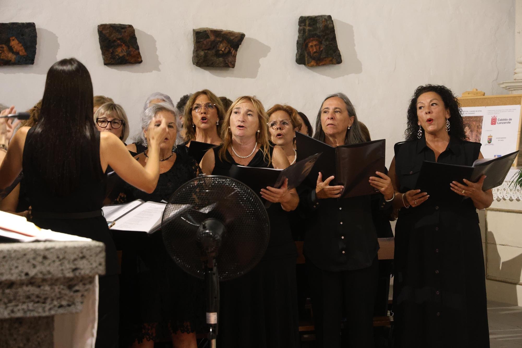Procesión en honor a la Virgen de Los Remedios. Foto: La Voz