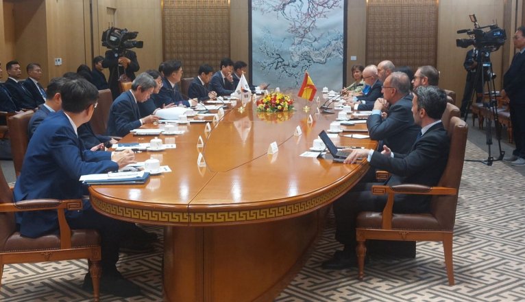 Visit to Seoul Visit to Seoul