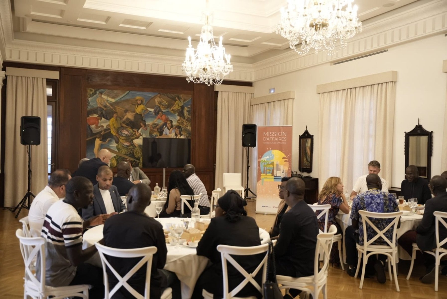 Una de las reuniones con la delegación senegalesa.