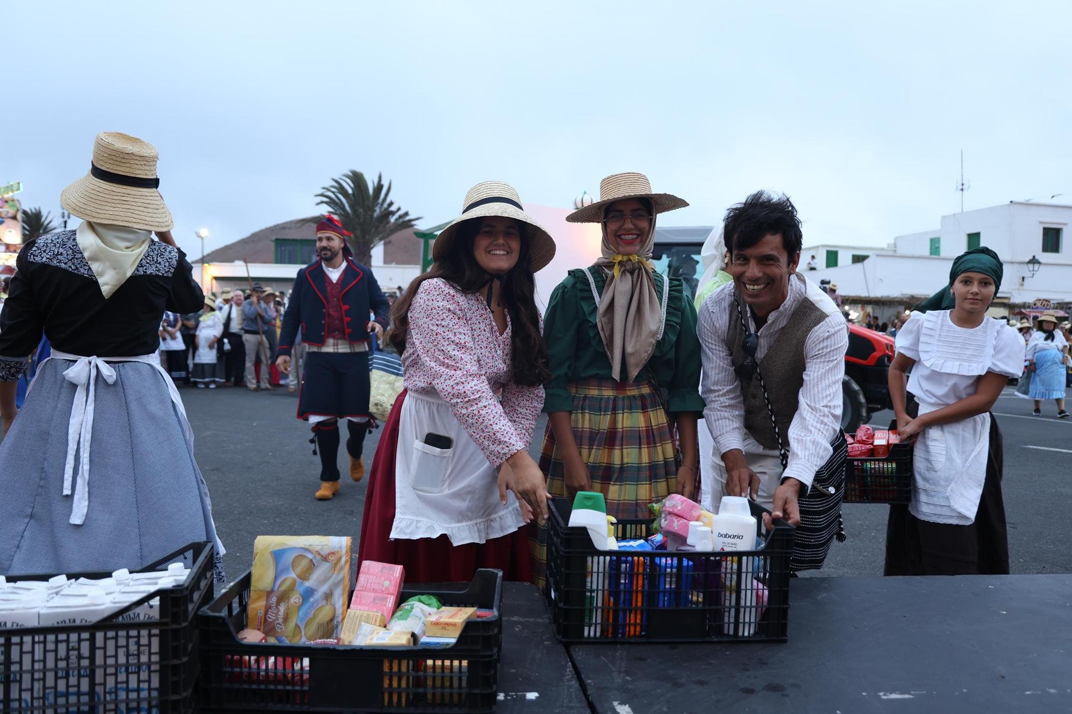 Ofrendas a la Virgen de Los Dolores. Fotos: La Voz.