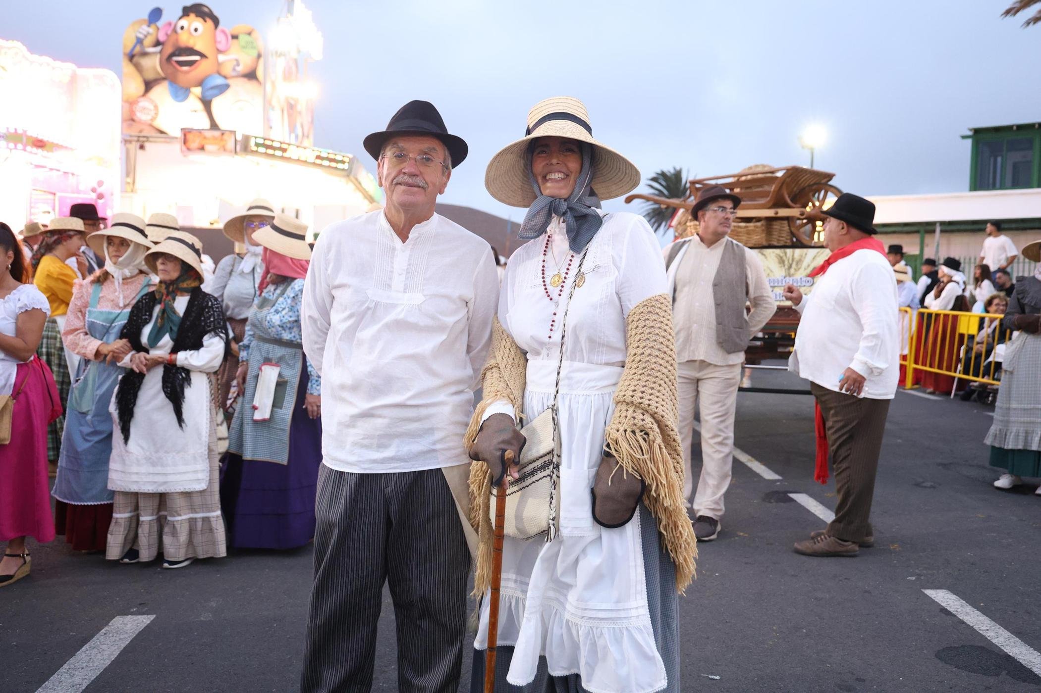 Ofrendas a la Virgen de Los Dolores. Fotos: La Voz.