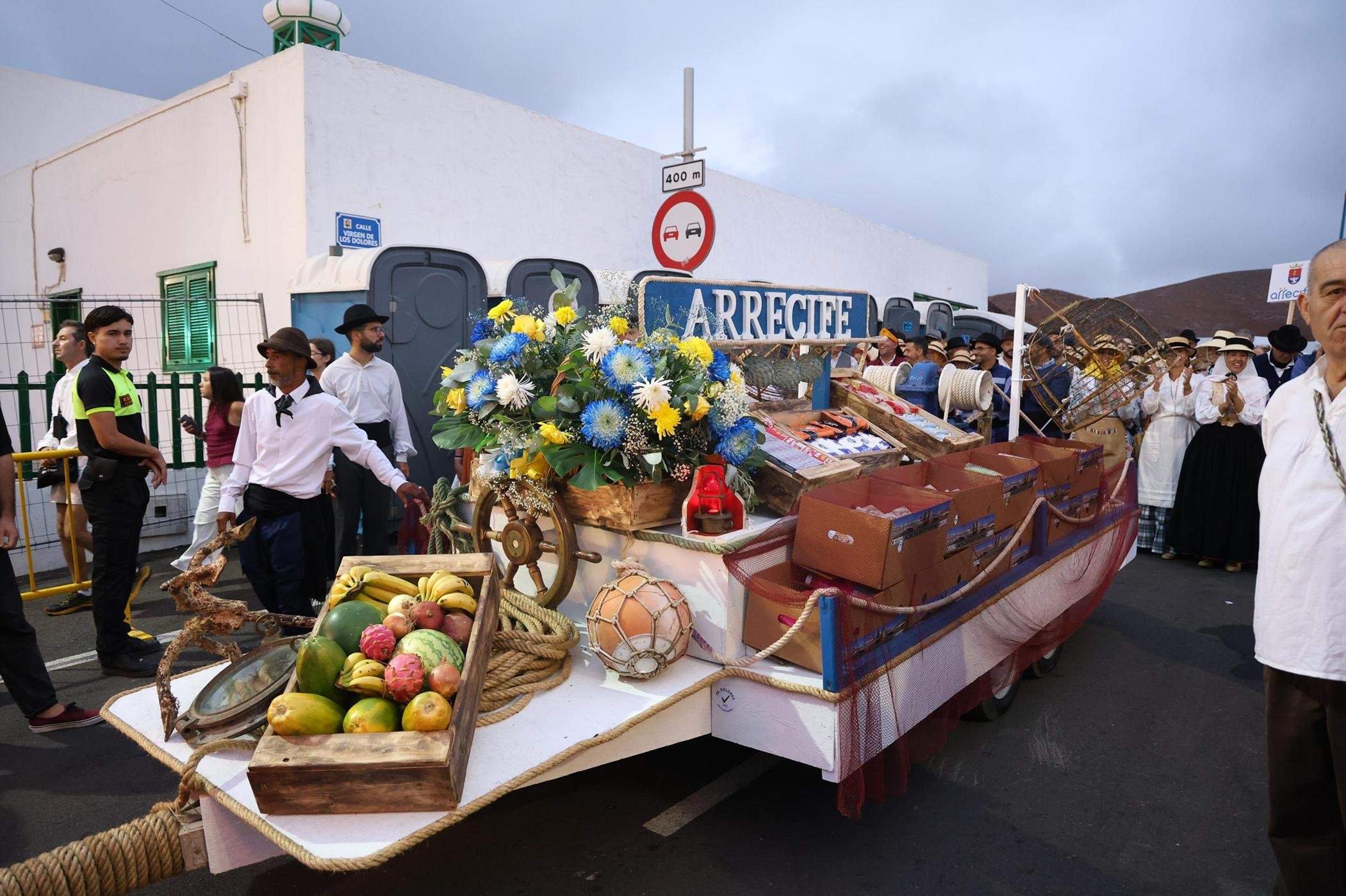 Ofrendas a la Virgen de Los Dolores. Fotos: La Voz.
