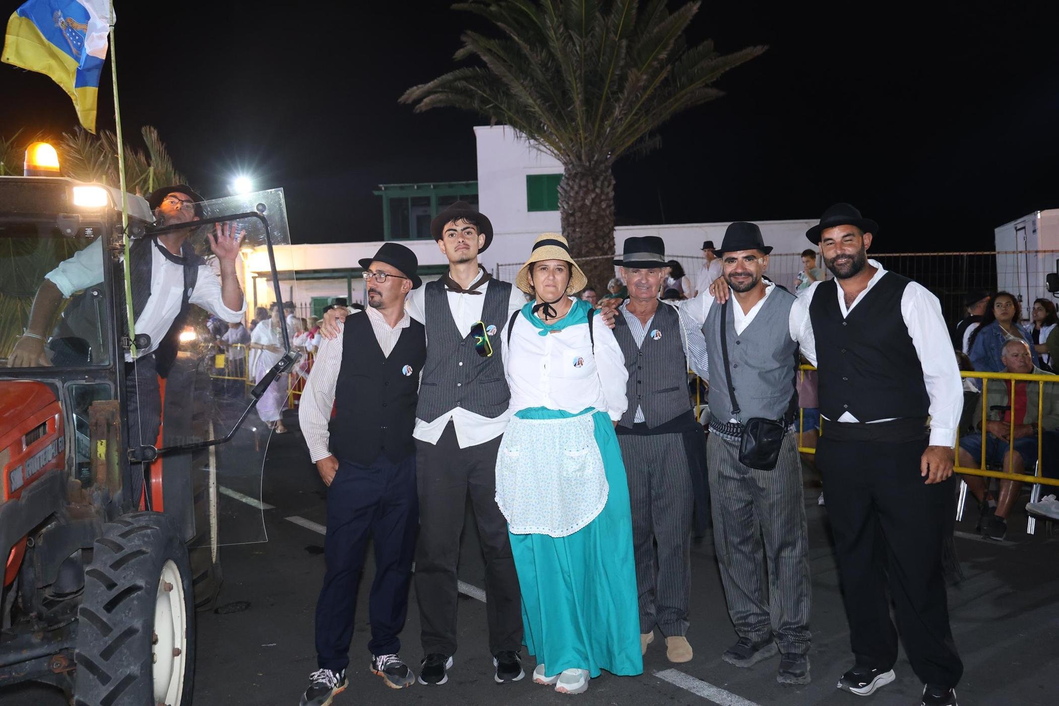 Ofrendas a la Virgen de Los Dolores. Fotos: La Voz.