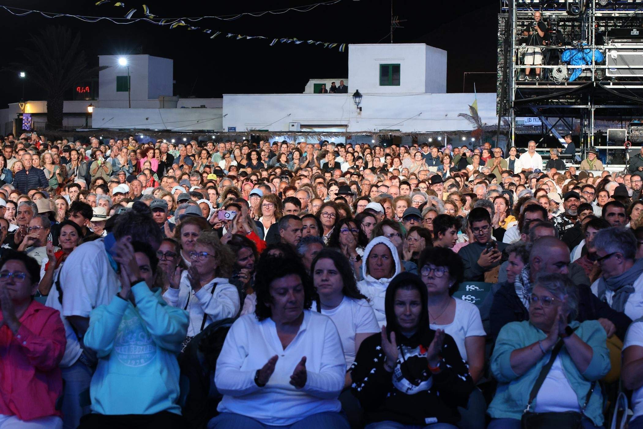 Concierto de Los Sabandeños, Olga Cerpa y Mestisay. Fotos: La Voz. Concierto de Los Sabandeños, Olga Cerpa y Mestisay. Fotos: La Voz.