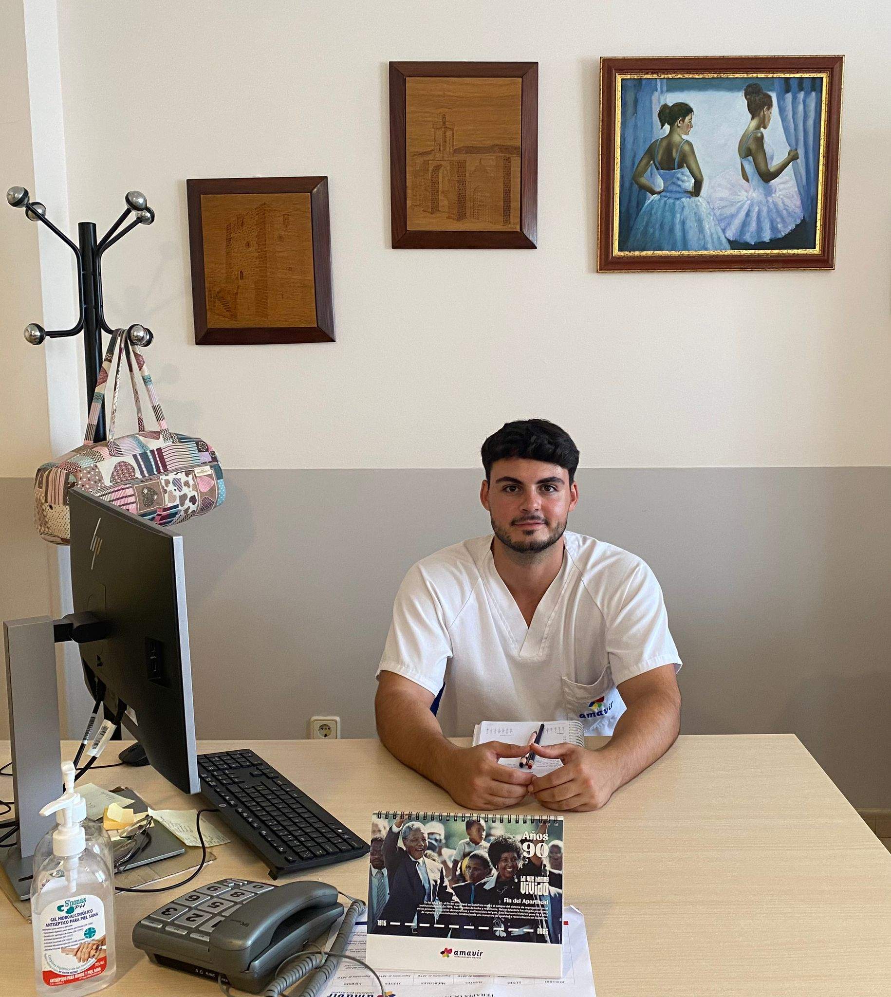 Alejandro Fuciños en su despacho.