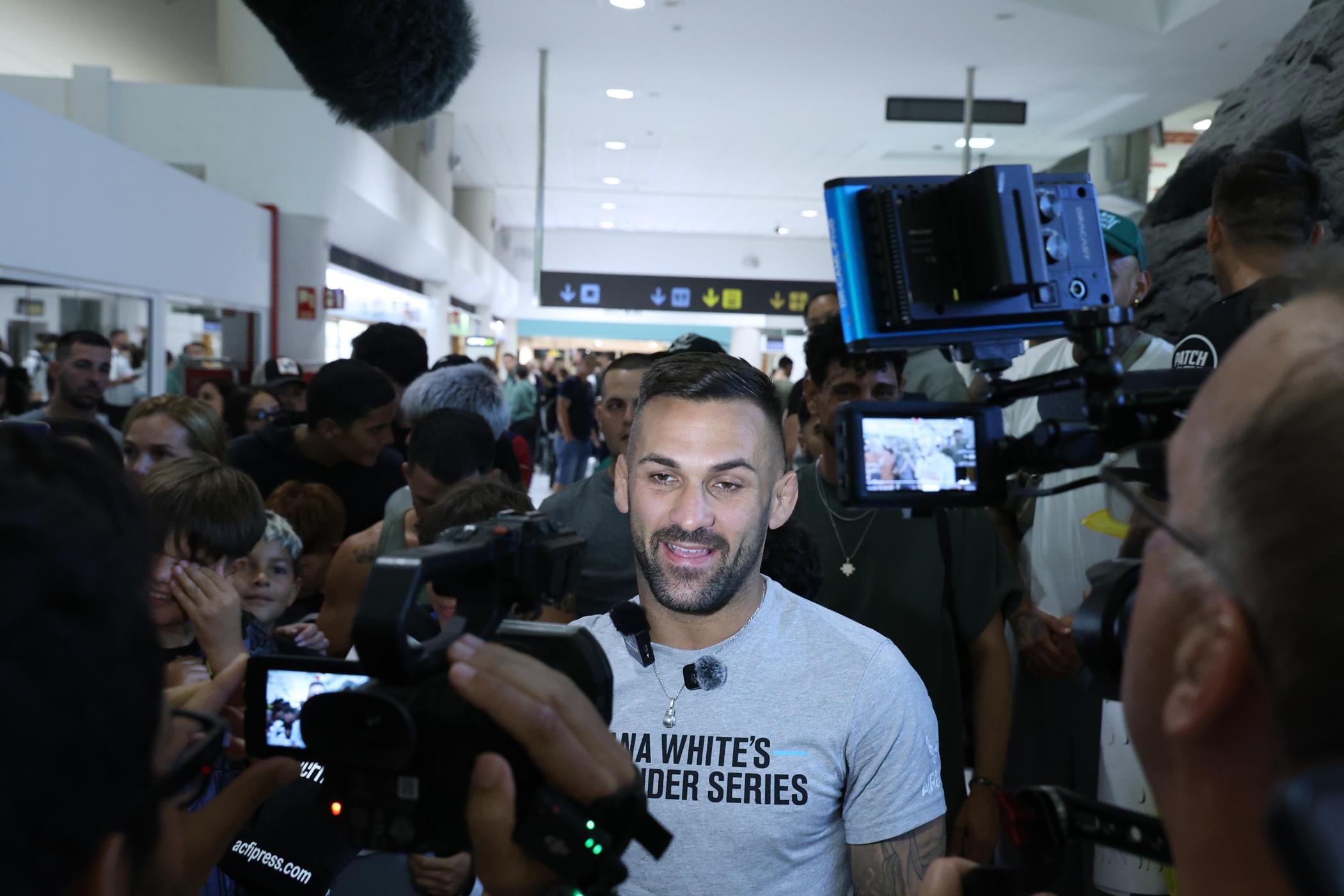 Bienvenida a Hecher Sosa en Lanzarote Bienvenida a Hecher Sosa en Lanzarote